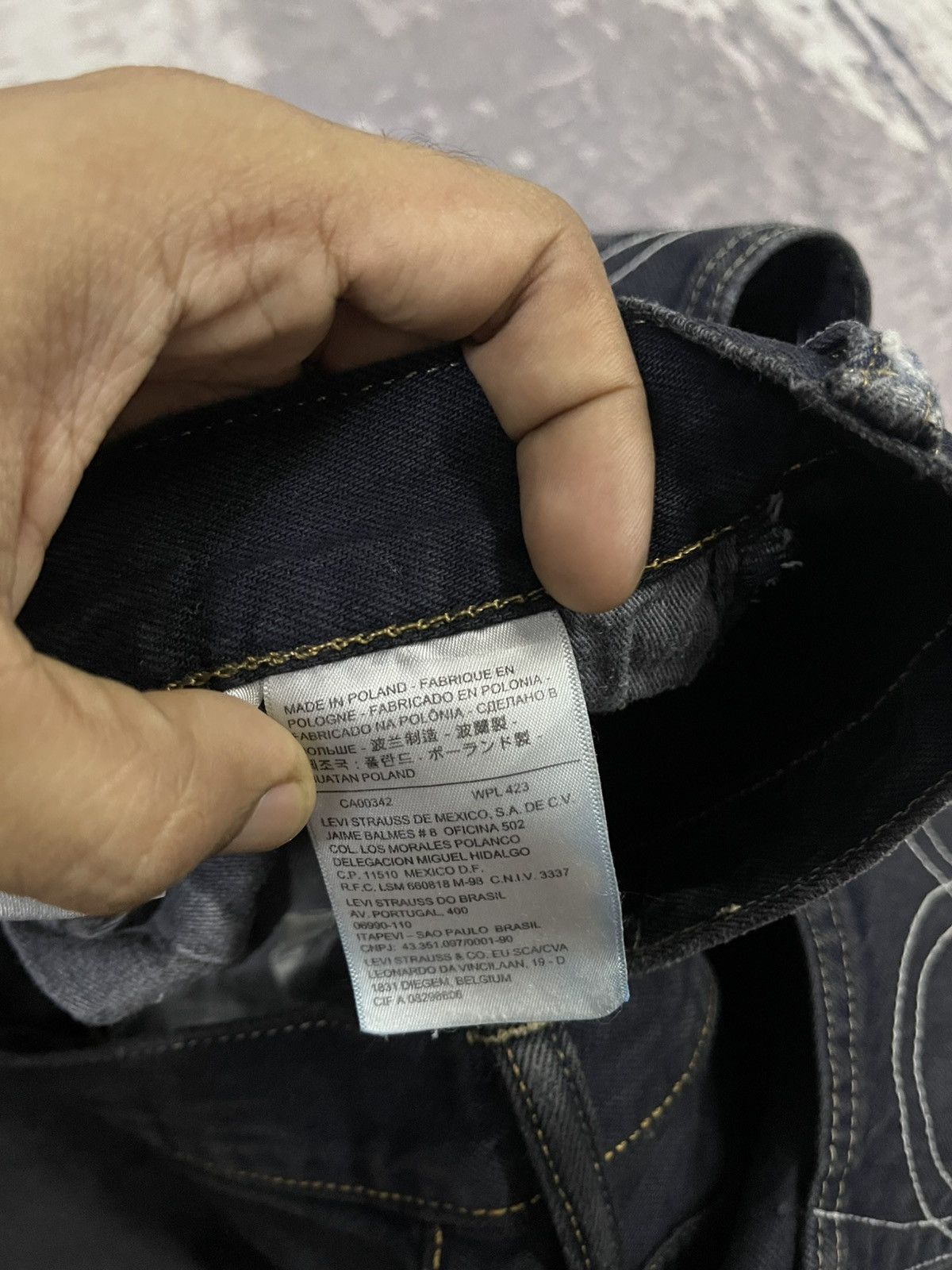 Levi's 2000s LEVIS X BASICKS DENIM BLACK JEANS DISTRESSED Size US 32 / EU 48 - 13 Thumbnail
