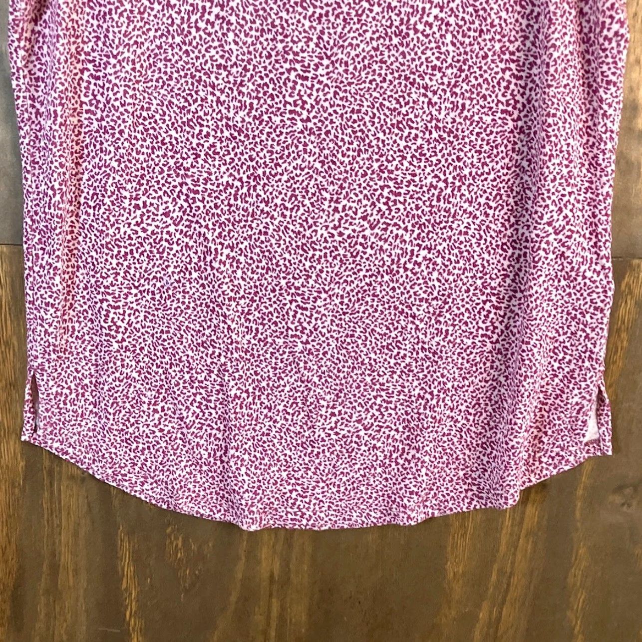 Athleta Athleta Womens Shirt Pink Micro Cheetah Athletic Sleeveless Breezy Tank Large Size L / US 10 / IT 46 - 3 Thumbnail