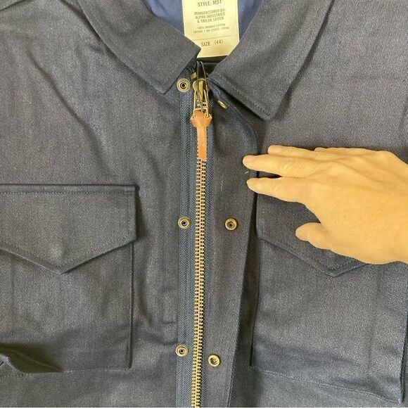Taylor Stitch Taylor Stitch x Alpha Industries M51 in indigo sateen M Size US M / EU 48-50 / 2 - 10 Thumbnail