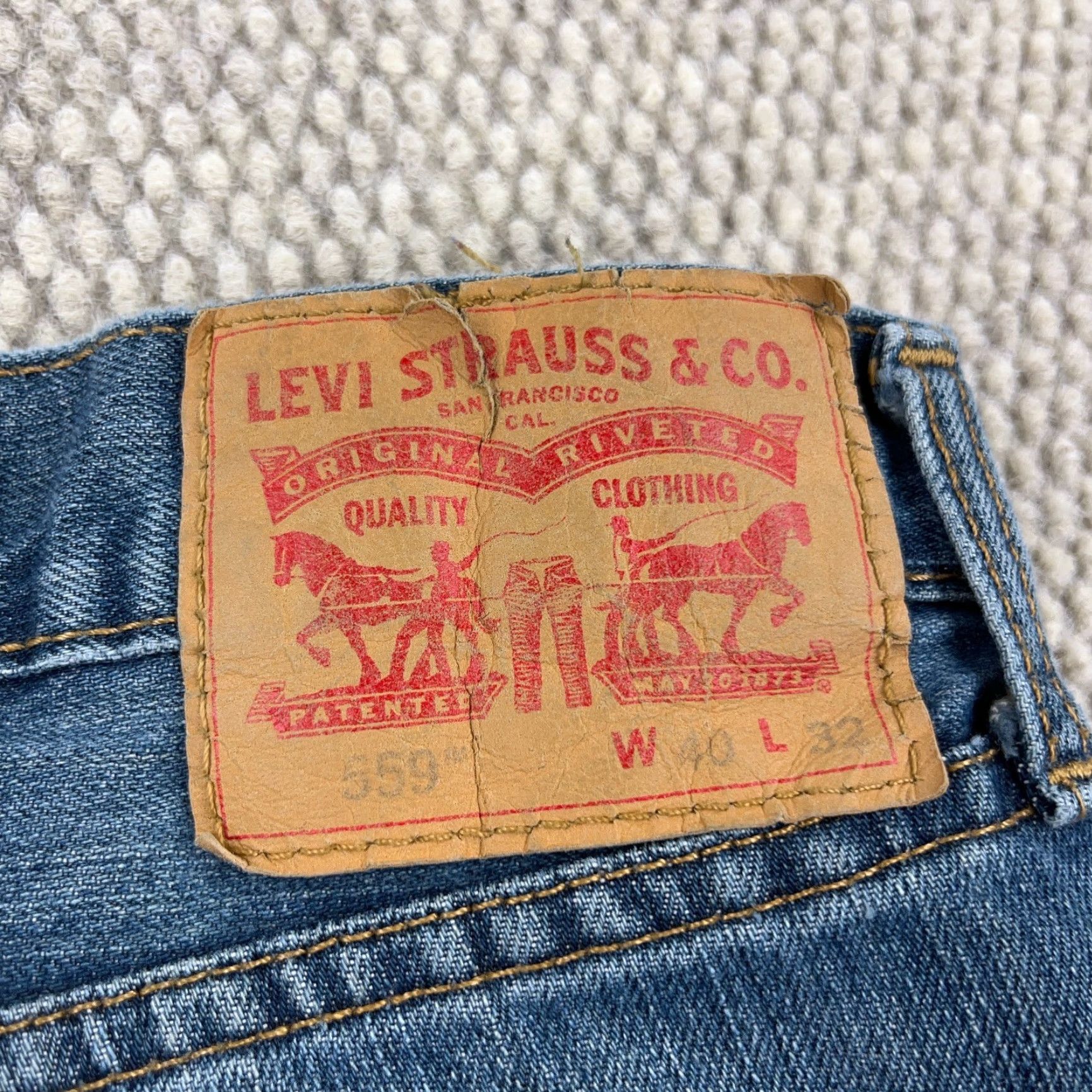 Levi's Levi's 559 Jeans Men 40x32 Straight Relaxed Baggy Medium Wash Distressed Denim Size US 40 / EU 56 - 4 Thumbnail