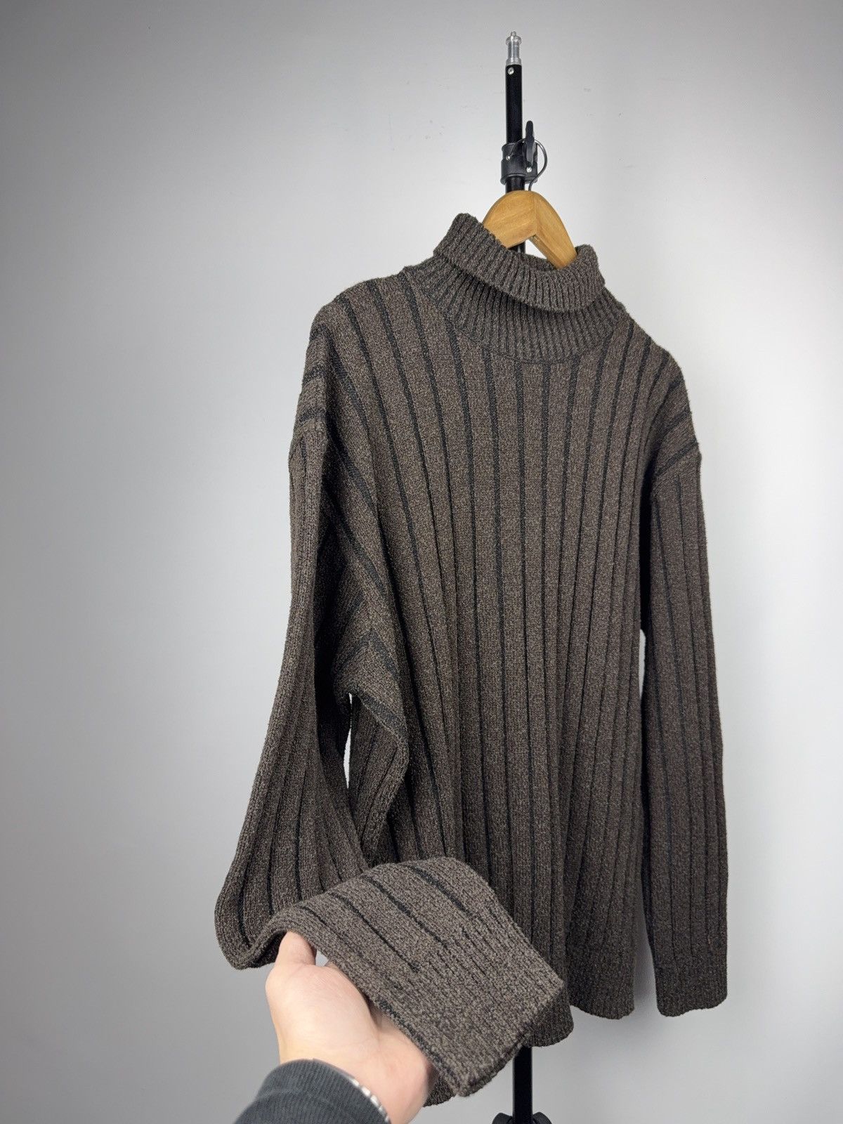 Hugo Boss Luxury Retro 00s Hugo Boss Ribbed Knit Sweater Made in Italy Size US L / EU 52-54 / 3 - 8 Thumbnail