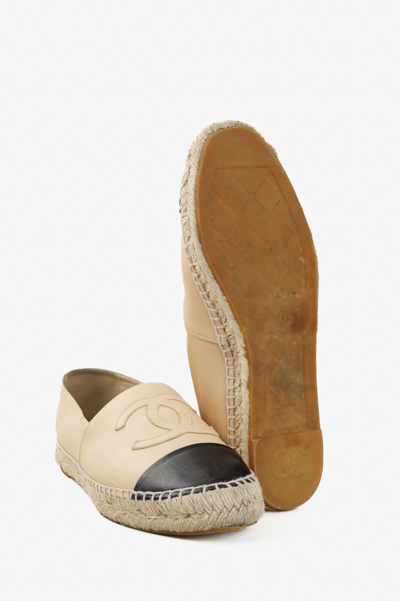 Chanel Chanel Espadrilles in Beige and Black Lambskin Size US 10.5 / IT 40.5 - 5 Thumbnail