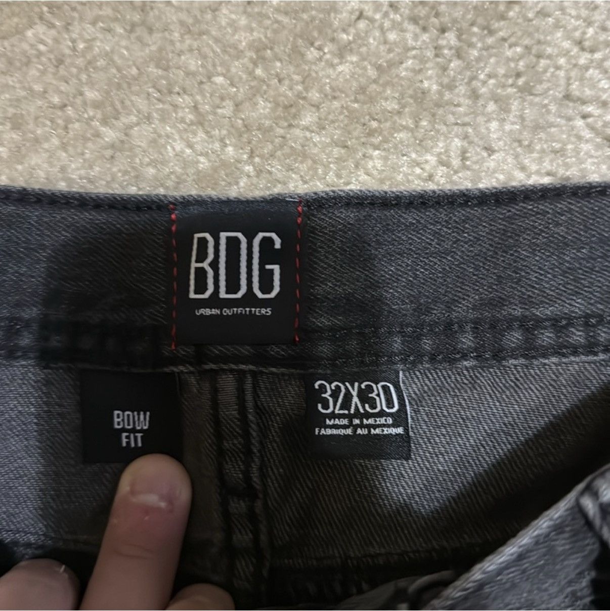 Urban Outfitters BDG Urban Outfitters Men's Bow Fit Black Jeans Size 32W 30L Size US 32 / EU 48 - 5 Thumbnail