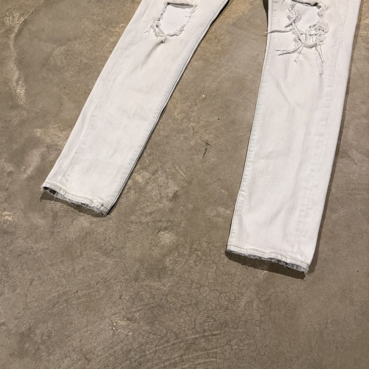 Purple Brand Purple Brand P001 Superlight Indigo Blowout Slim Fit Jeans Size US 33 - 3 Thumbnail