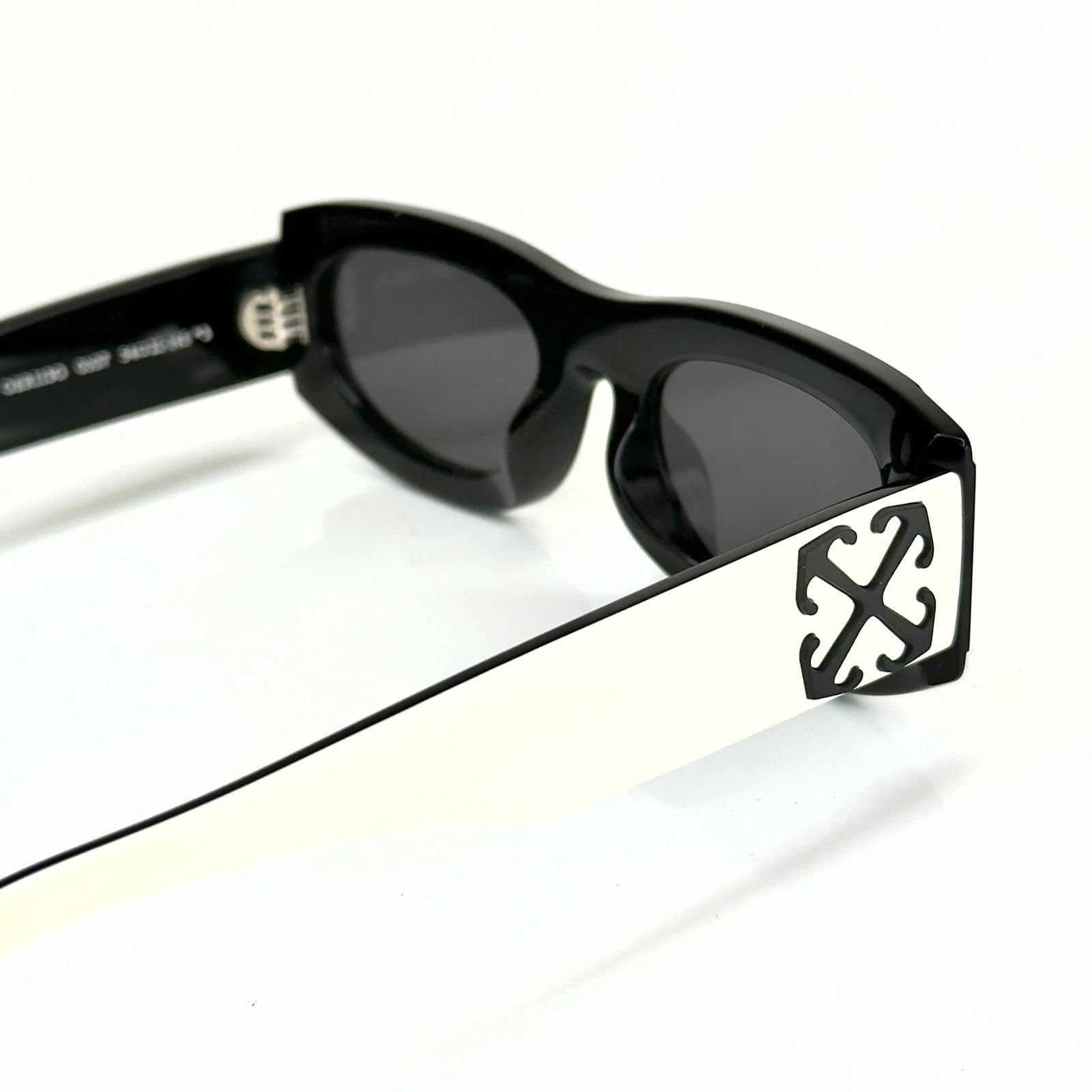 Off-White OFF-WHITE 13O OERI13O White Black ORLANDO Sunglasses 130 Size ONE SIZE - 3 Thumbnail