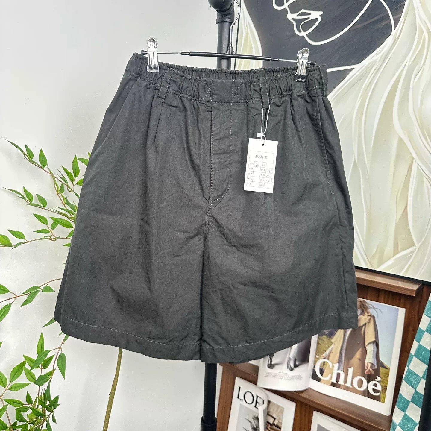 Hermes Hermes Men's Elastic Twill Cotton Loose Shorts Size US 28 / EU 44 - 1 Thumbnail