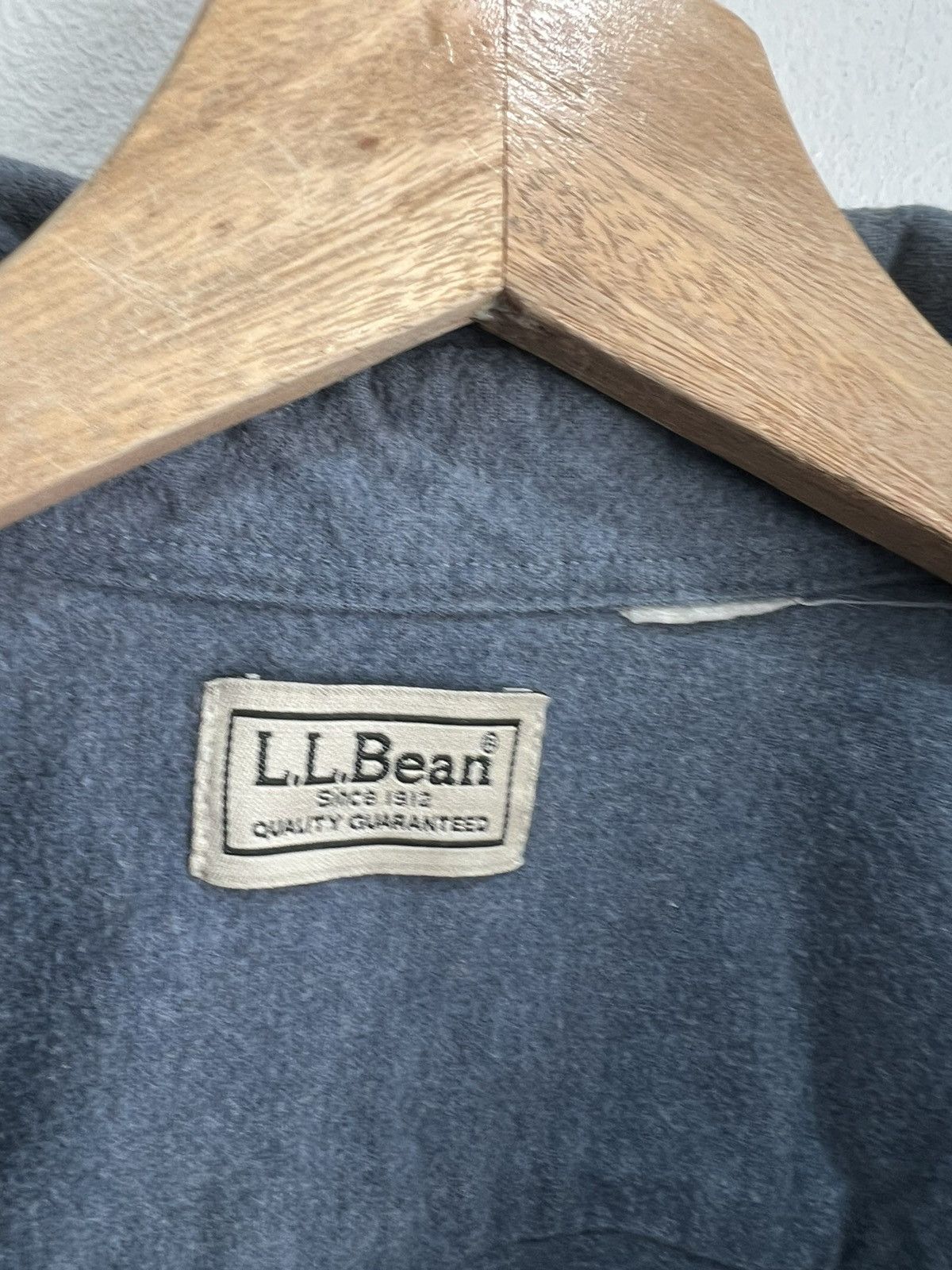 L.L. Bean Vintage LL Bean Button Up Shirt Size US XL / EU 56 / 4 - 4 Thumbnail