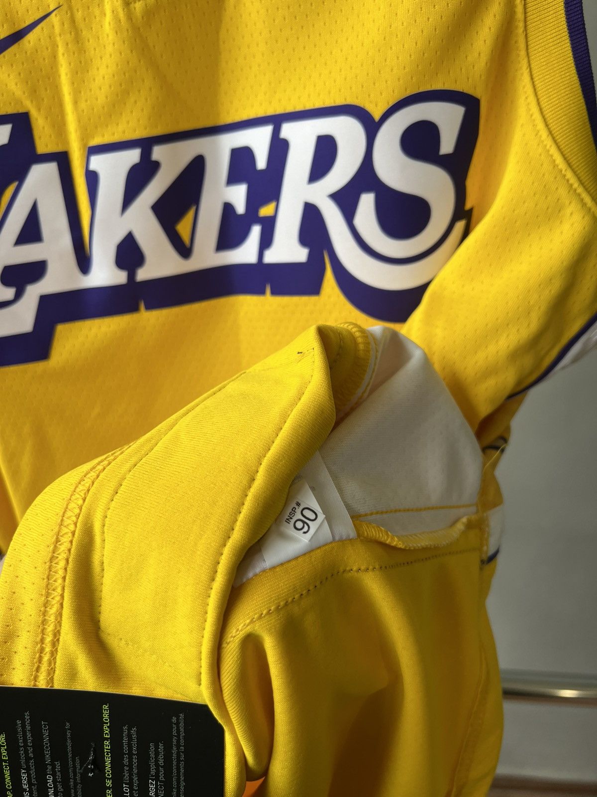 Nike NWT 2019 LOS ANGELES LAKERS NIKE BASKETBALL CITY JERSEY Size US L / EU 52-54 / 3 - 16 Thumbnail