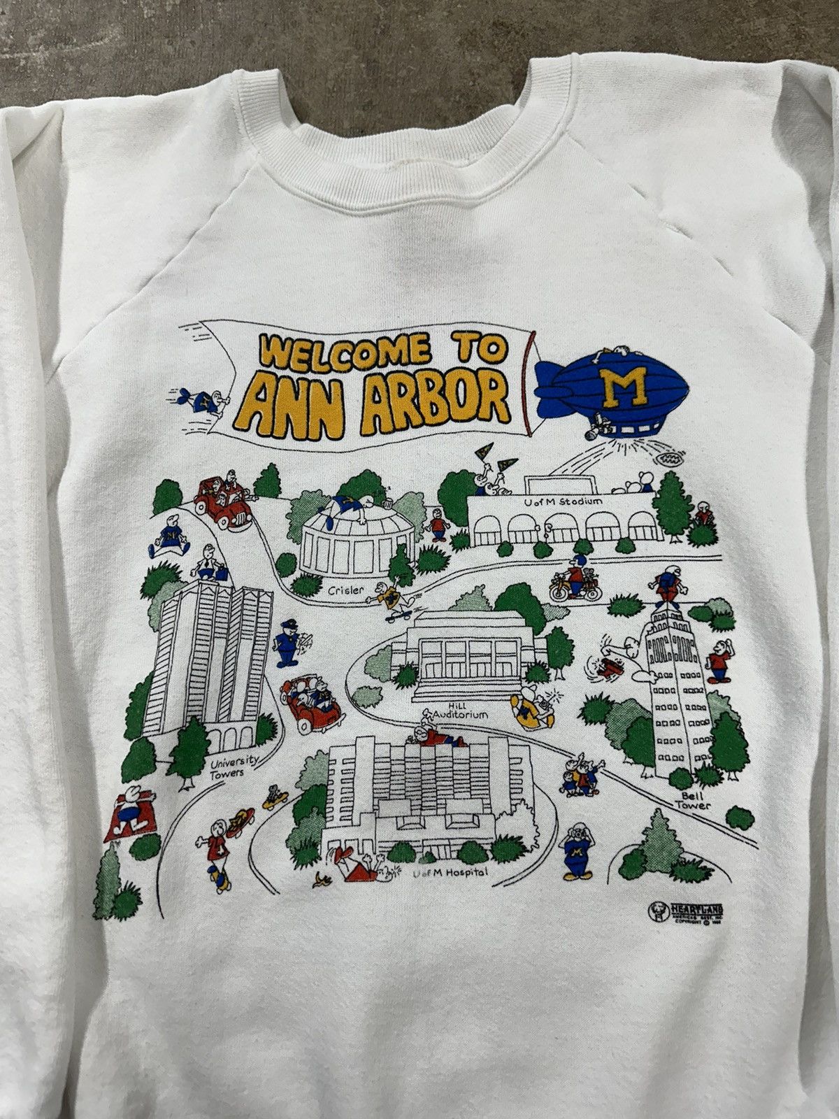 Vintage Vintage 80s Michigan Wolverines Collegiate Sweatshirt Size US L / EU 52-54 / 3 - 5 Thumbnail