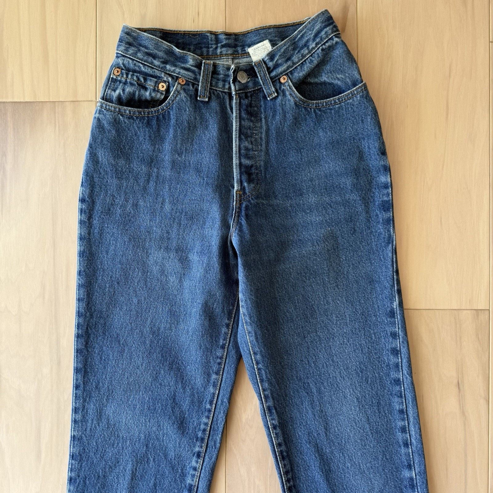 Levi's Vintage Levis 501 Jeans 25 Blue 80s Denim Made in USA Size US 26 / EU 42 - 3 Thumbnail