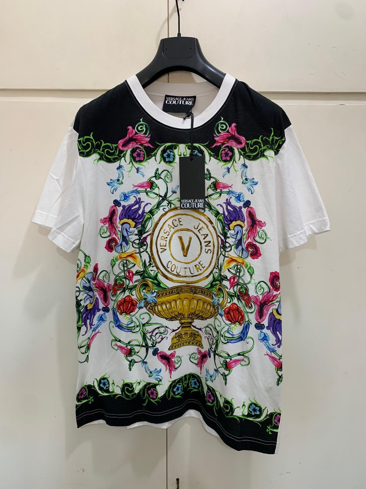 Versace Jeans Couture Pan Garden Versace Jeans Culture Jersey T-shirt, size XXL, Size US XXL / EU 58 / 5 - 1 Thumbnail