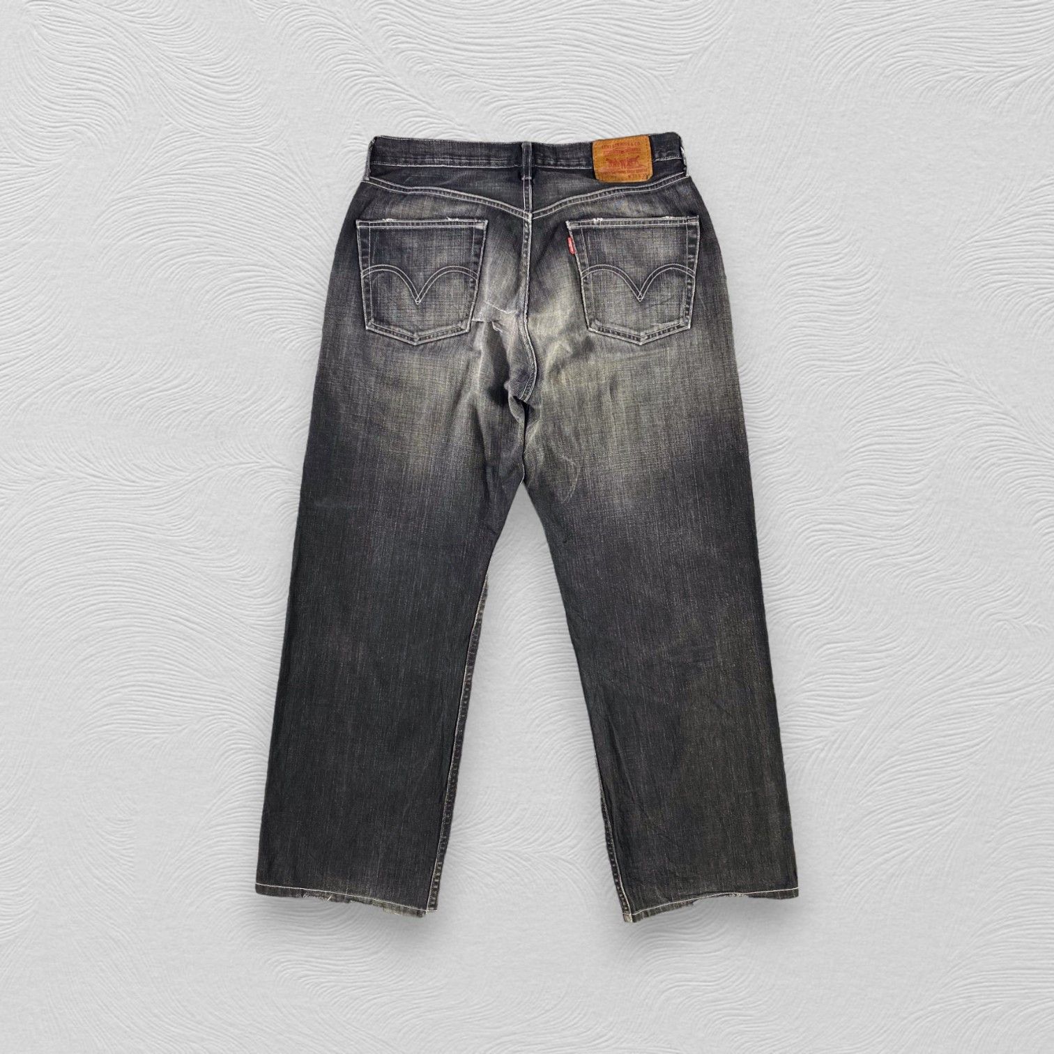 Levi's Distress Vintage Levis 504 Jeans Faded Black Denim KJ3350 Size US 32 / EU 48 - 2 Thumbnail