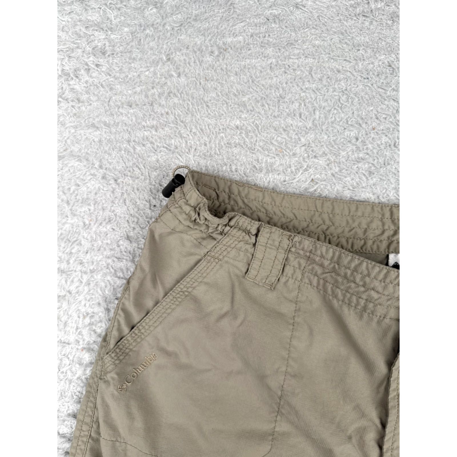 Vintage Columbia Shorts Women Medium Beige 8 Cargo Packable Titanium Adjustable Waist Size 32" / US 10 / IT 46 - 5 Thumbnail