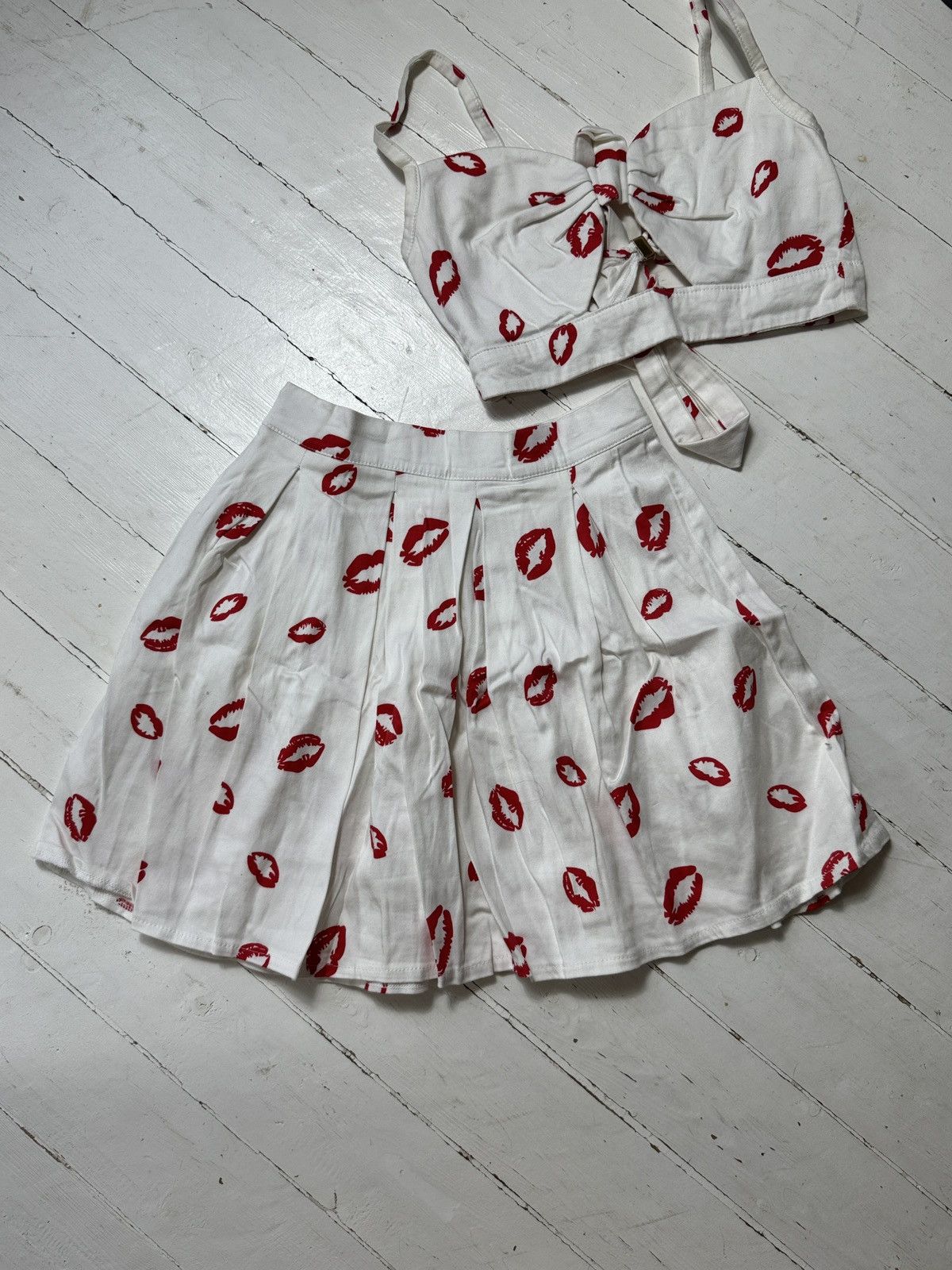Other VINTAGE AVANT GARDE MONOGRAM KISSES SET TRACKSUIT TOP/ SKIRT Size S / US 4 / IT 40 - 4 Thumbnail