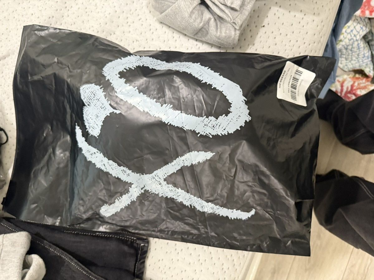 The Weeknd AHTD Stadium Tee 002 Size US XL / EU 56 / 4 - 3 Thumbnail