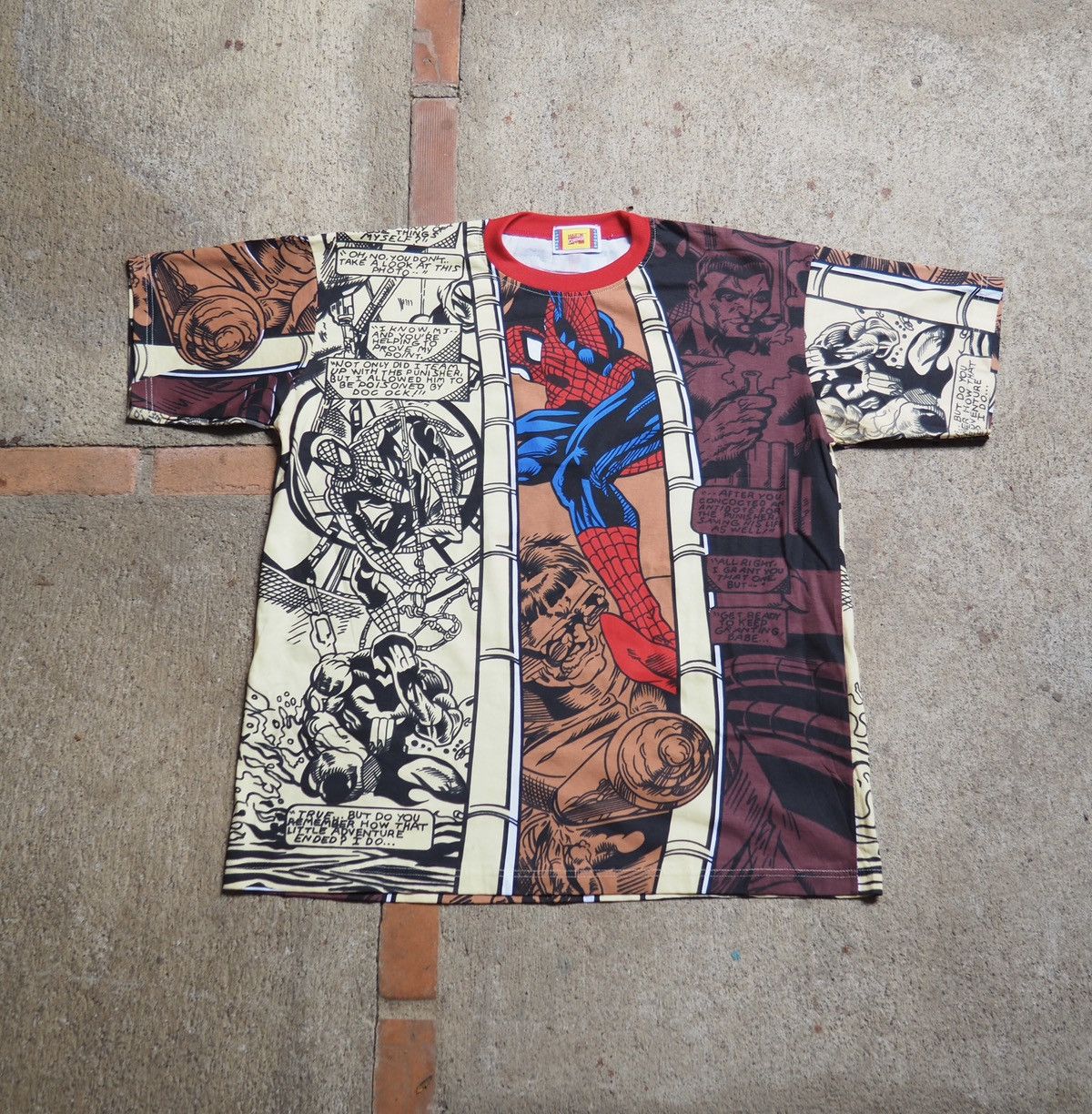 Vintage Vintage 90’s bootleg Tee, Marvel, Spiderman, AOP, XL Size US XL / EU 56 / 4 - 1 Thumbnail