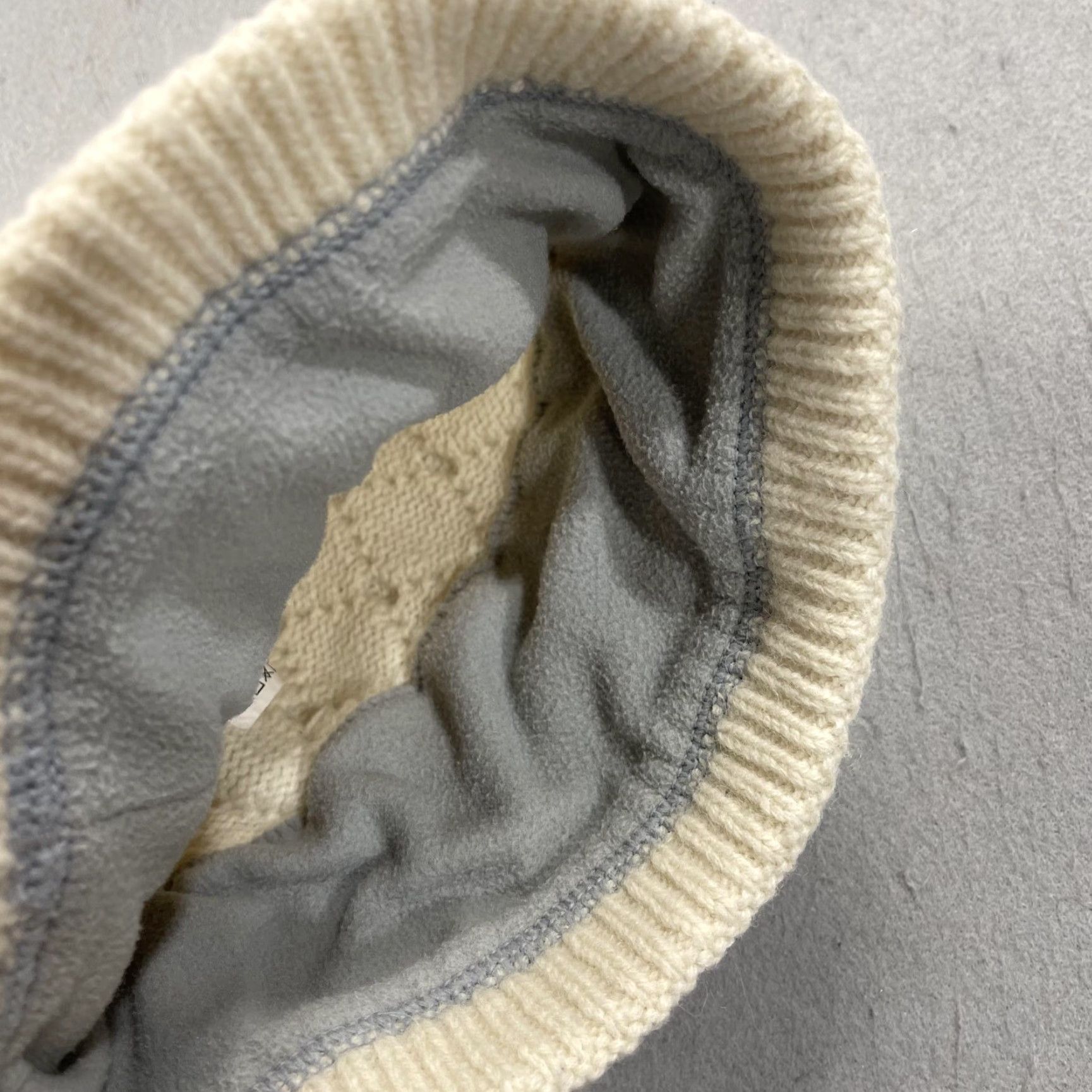 Patagonia Patagonia Hat Beanie Womens One Size White Diamond Knit Honeycomb Fleece Winter Size ONE SIZE - 6 Thumbnail
