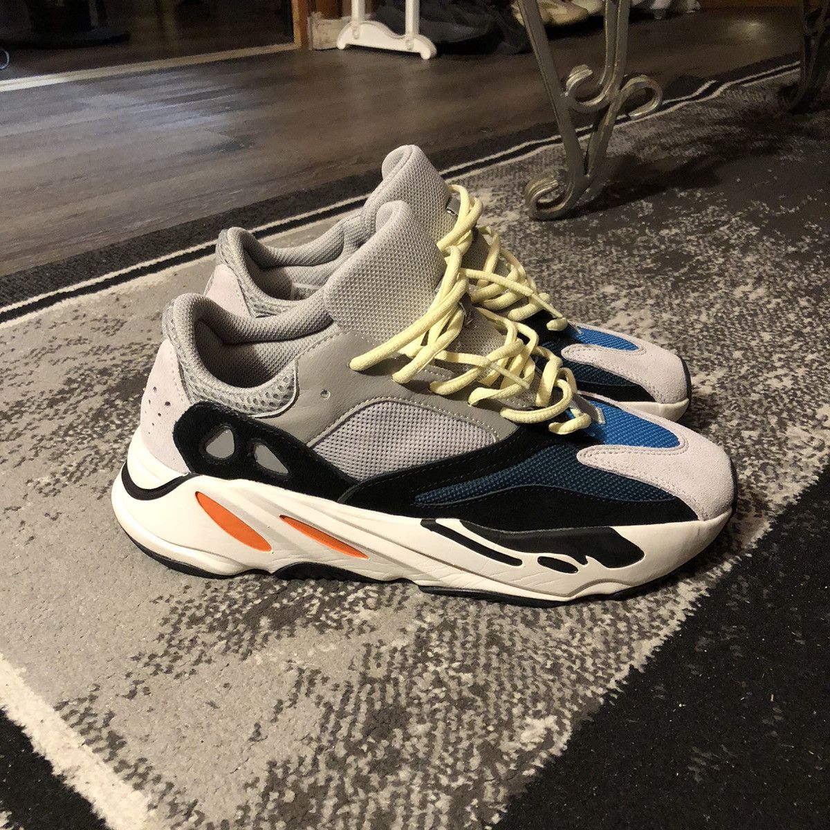 Grailed yeezy 700 deals