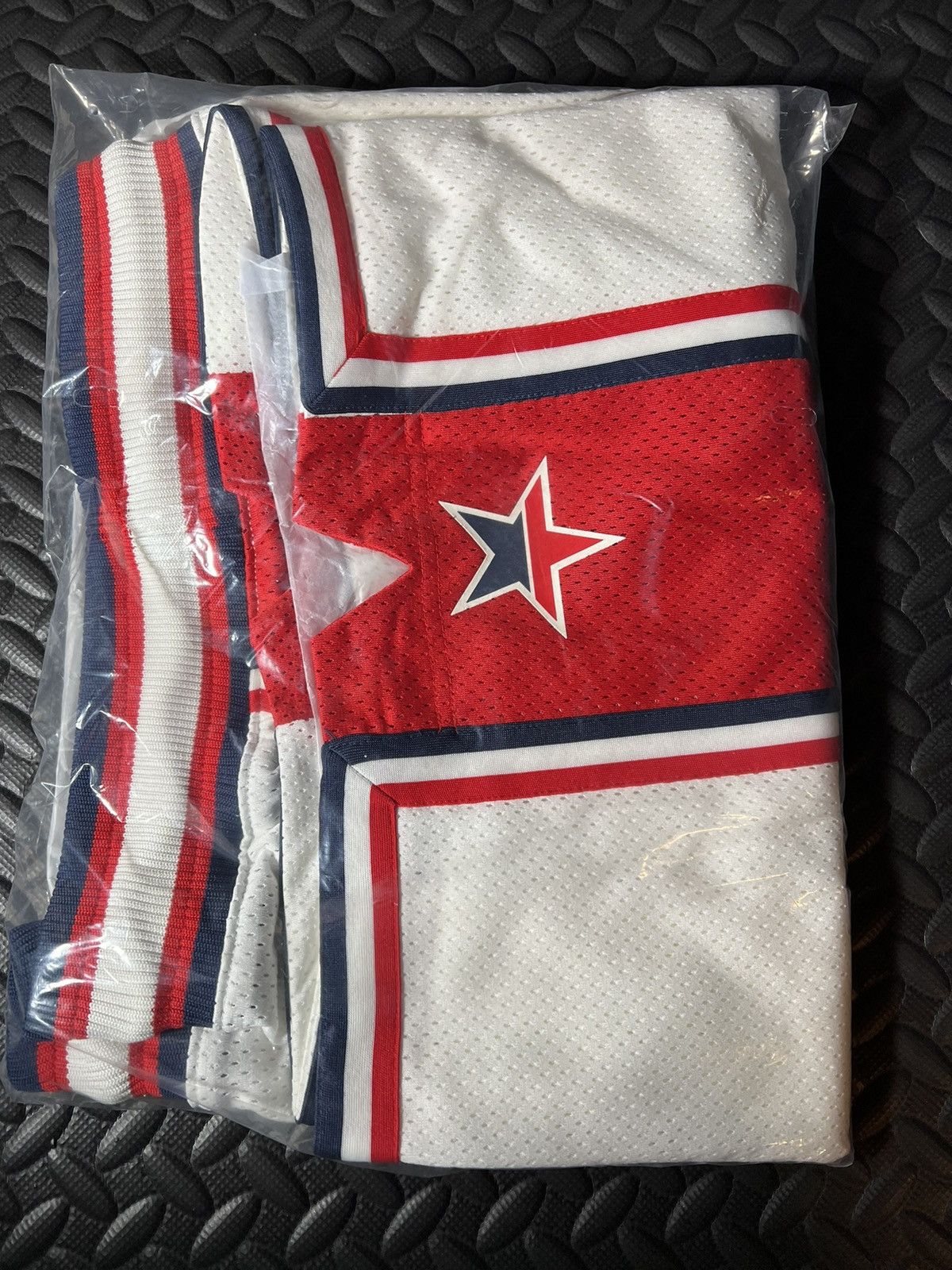 Jordan Brand Jordan Trophy Room Shorts XL Size US 40 / EU 56 - 3 Thumbnail