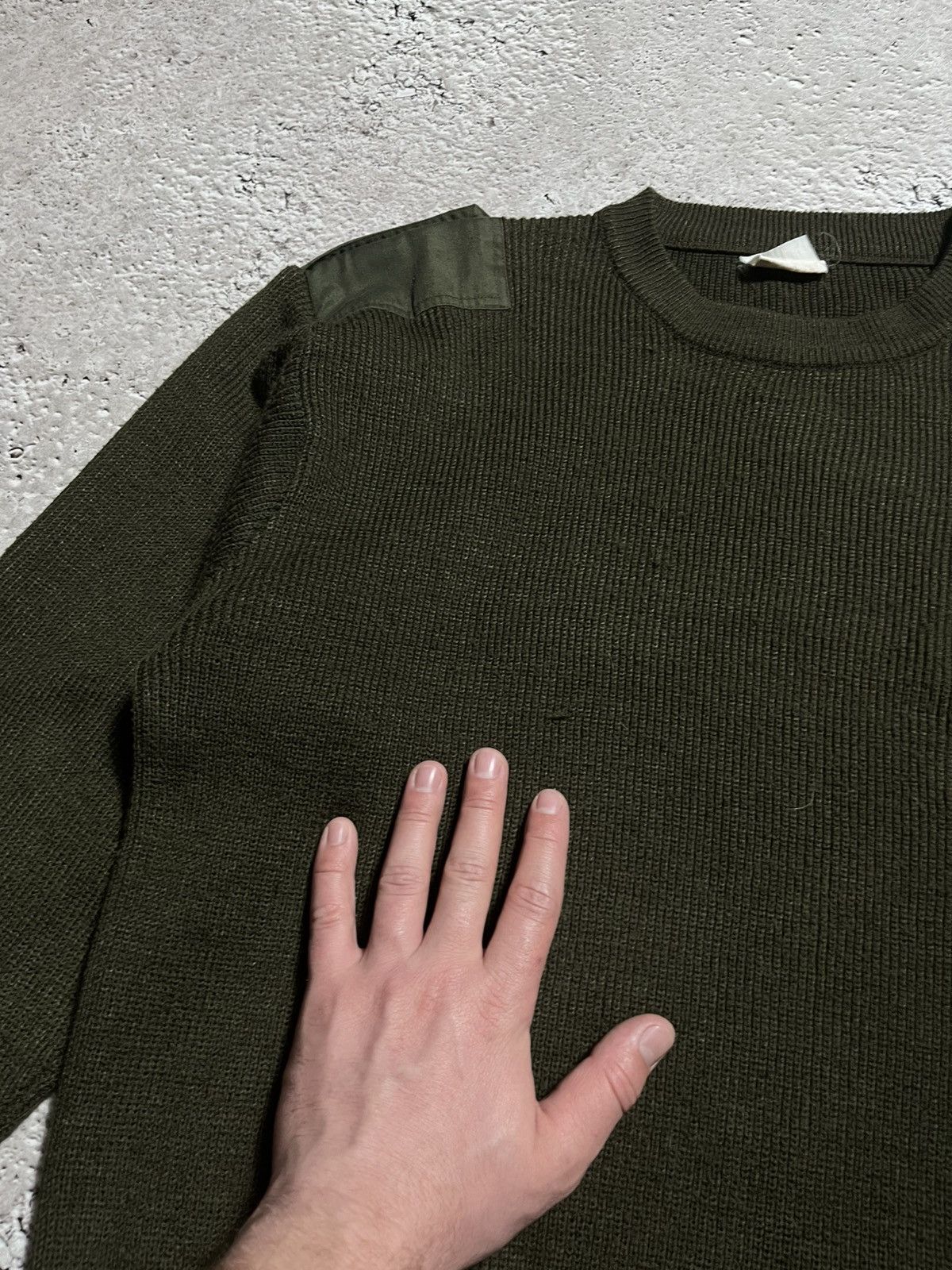 Other US Army Olive Green Wool Military Sweater Shoulder Patches Size US XXL / EU 58 / 5 - 6 Thumbnail