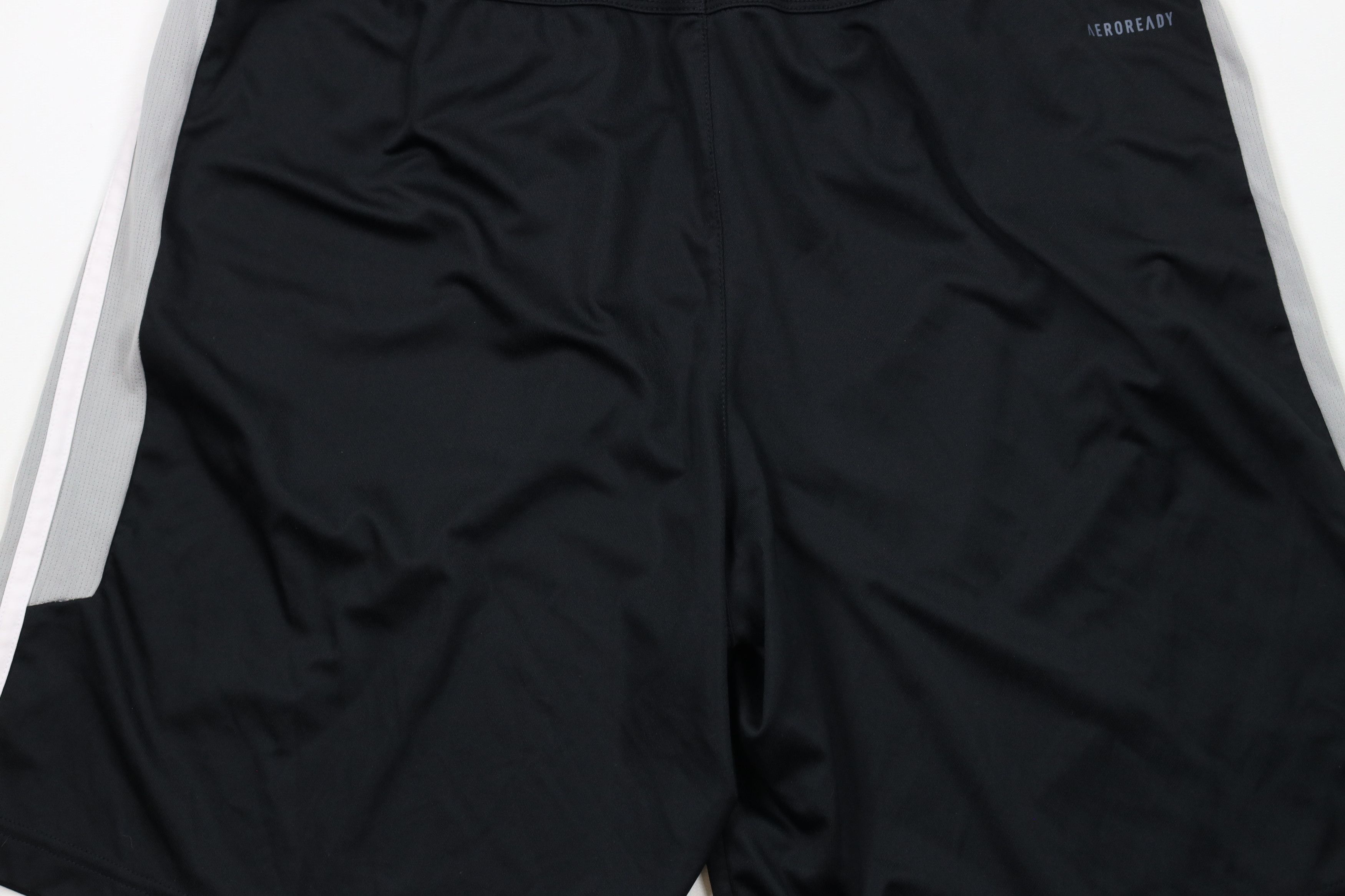 Adidas × Vintage Vintage Y2K Adidas Striped Running Jogging Soccer Shorts Size US 34 / EU 50 - 10 Thumbnail