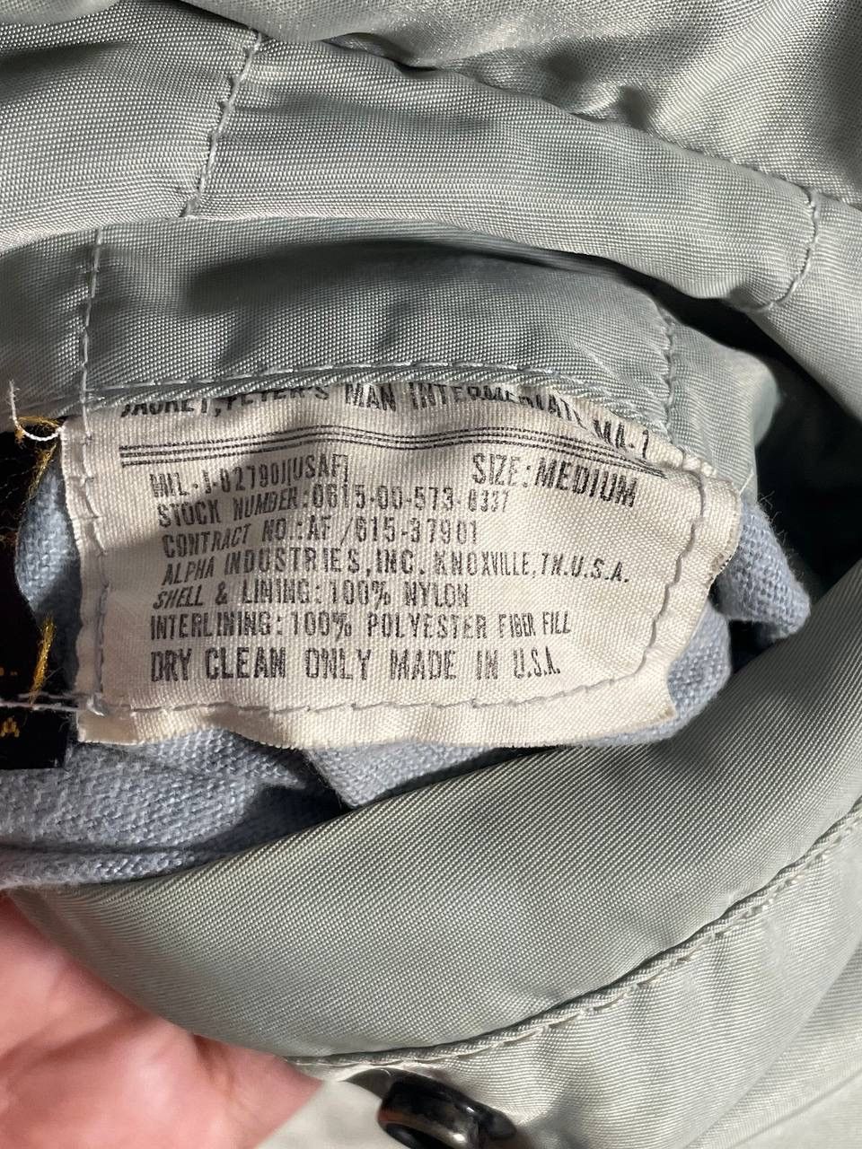 Alpha Industries 90s MA-1 Alpha industries fligh jacket us air force size M Size US M / EU 48-50 / 2 - 11 Thumbnail