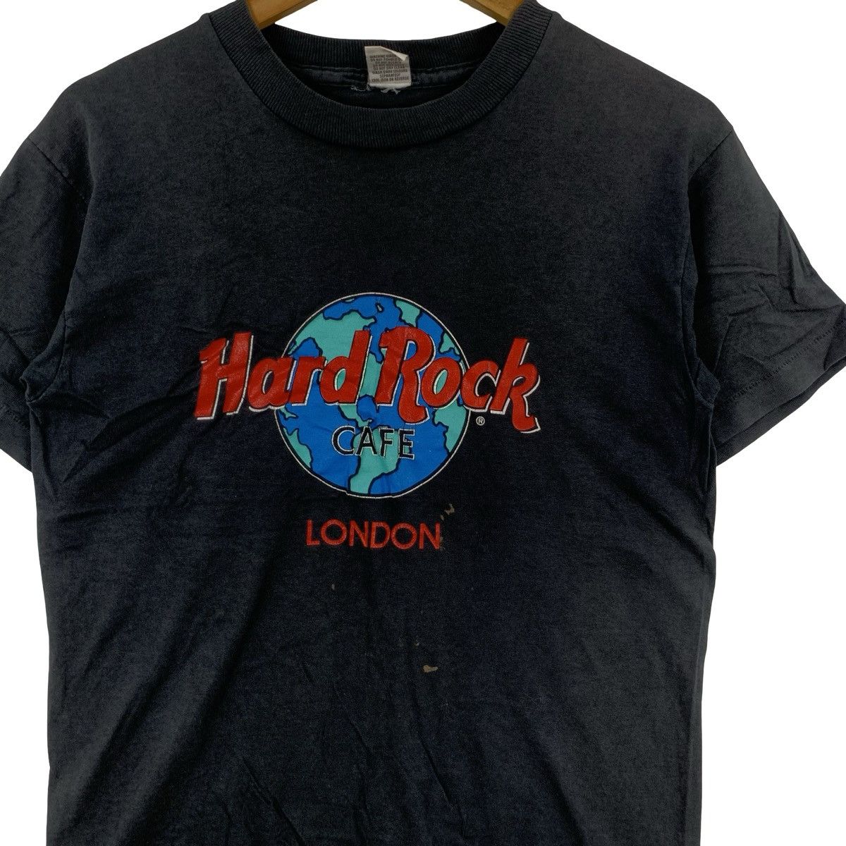 Hard Rock Cafe Vintage 90s HARD ROCK CAFE London Globe Collection Tee Size US S / EU 44-46 / 1 - 5 Thumbnail