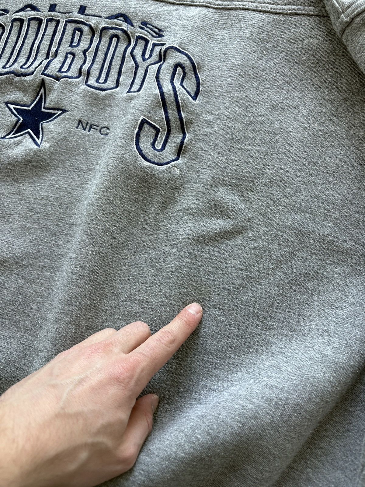 Lee Vintage 90s Lee Sport NFL Dallas Cowboys Sweatshirt Size US XXL / EU 58 / 5 - 7 Thumbnail