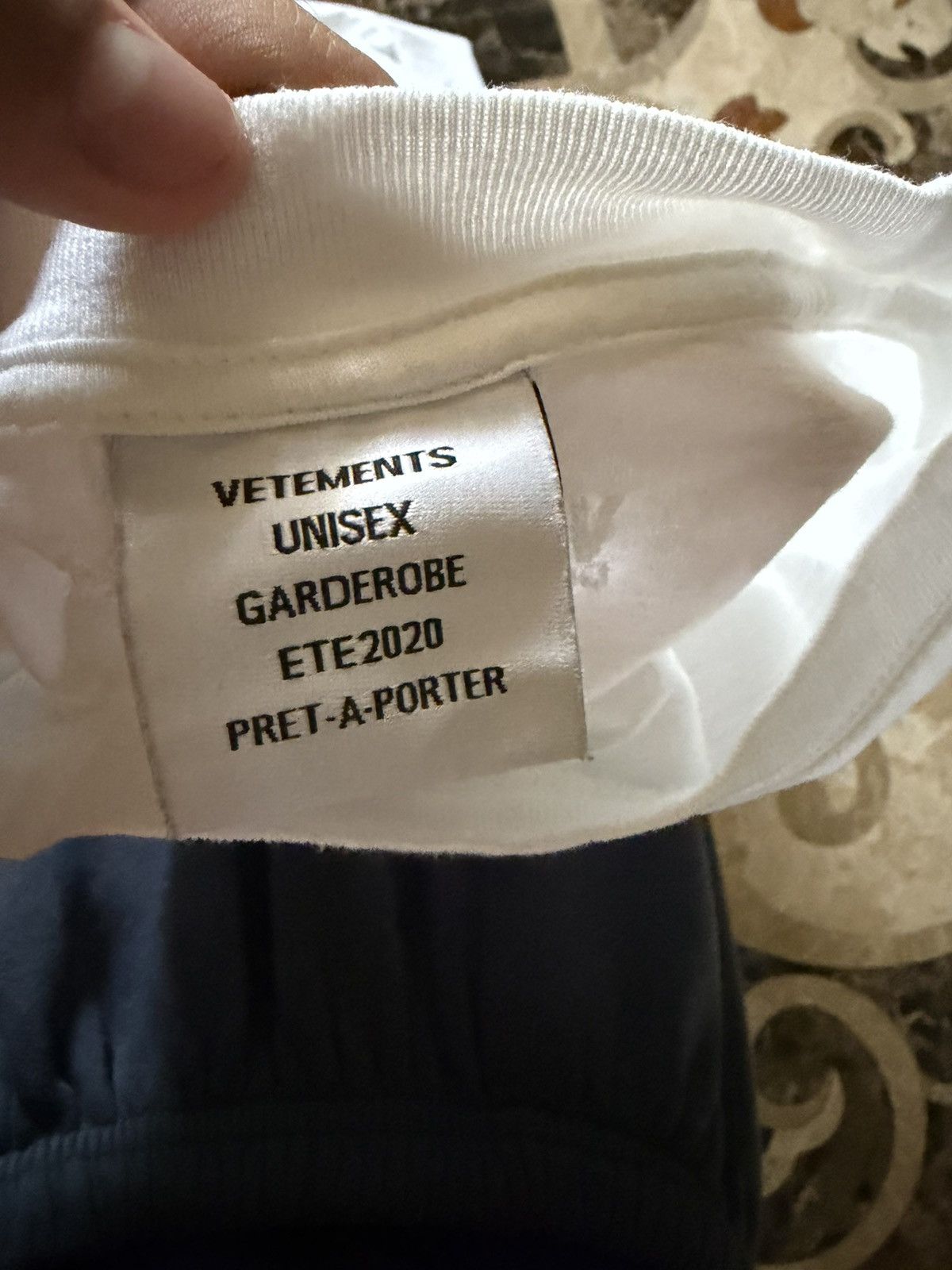 Vetements Blank White T-Shirt Size US XS / EU 42 / 0 - 4 Thumbnail