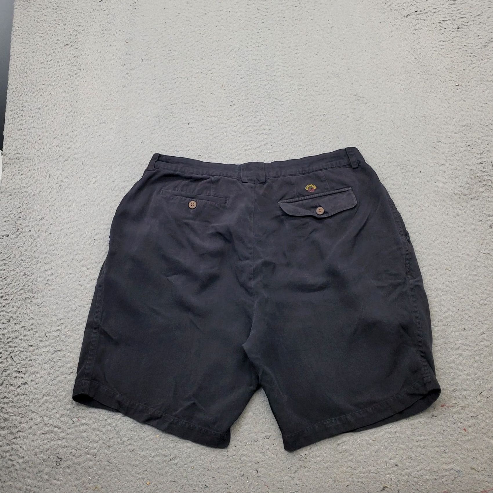 Tommy Bahama Tommy Bahama Shorts Mens 35 Black Silk Performance Pleated Relax Beach Vacation Shirt Size US 35 - 2 Thumbnail