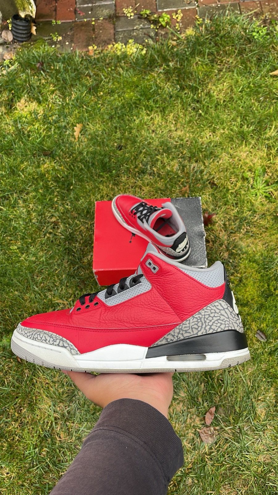 Jordan Brand × Nike Size 11 - Jordan 3 Retro SE Mid Unite Size US 11 / EU 44 - 2 Thumbnail