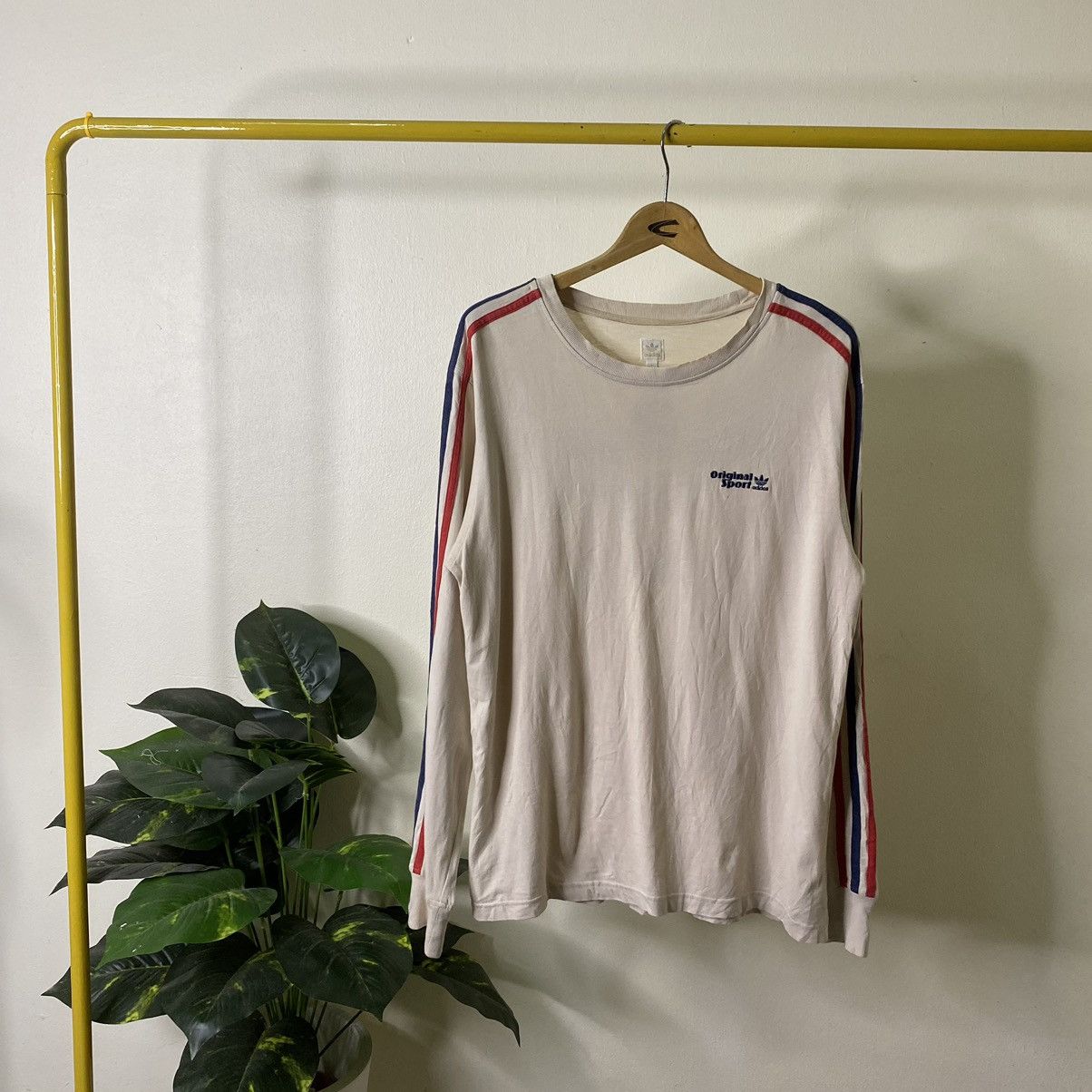 Adidas × Vintage Vintage 2006 Adidas Vienna Tribute Big Logo LS Tee Size US L / EU 52-54 / 3 - 8 Thumbnail