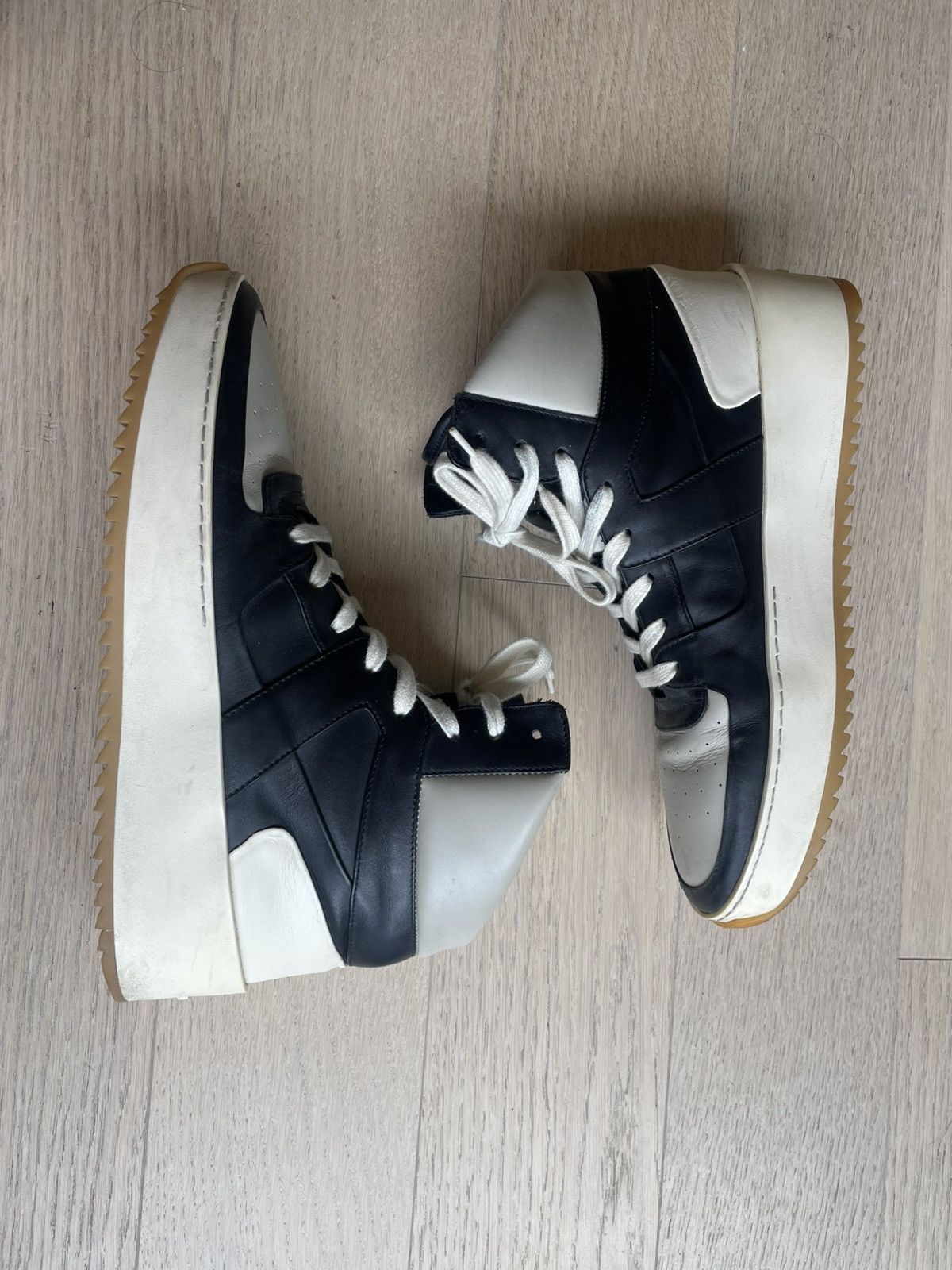 Fear of God Fear of God Basketball Sneaker 'Paris Sky Grey Black' Size US 10 / EU 43 - 5 Thumbnail