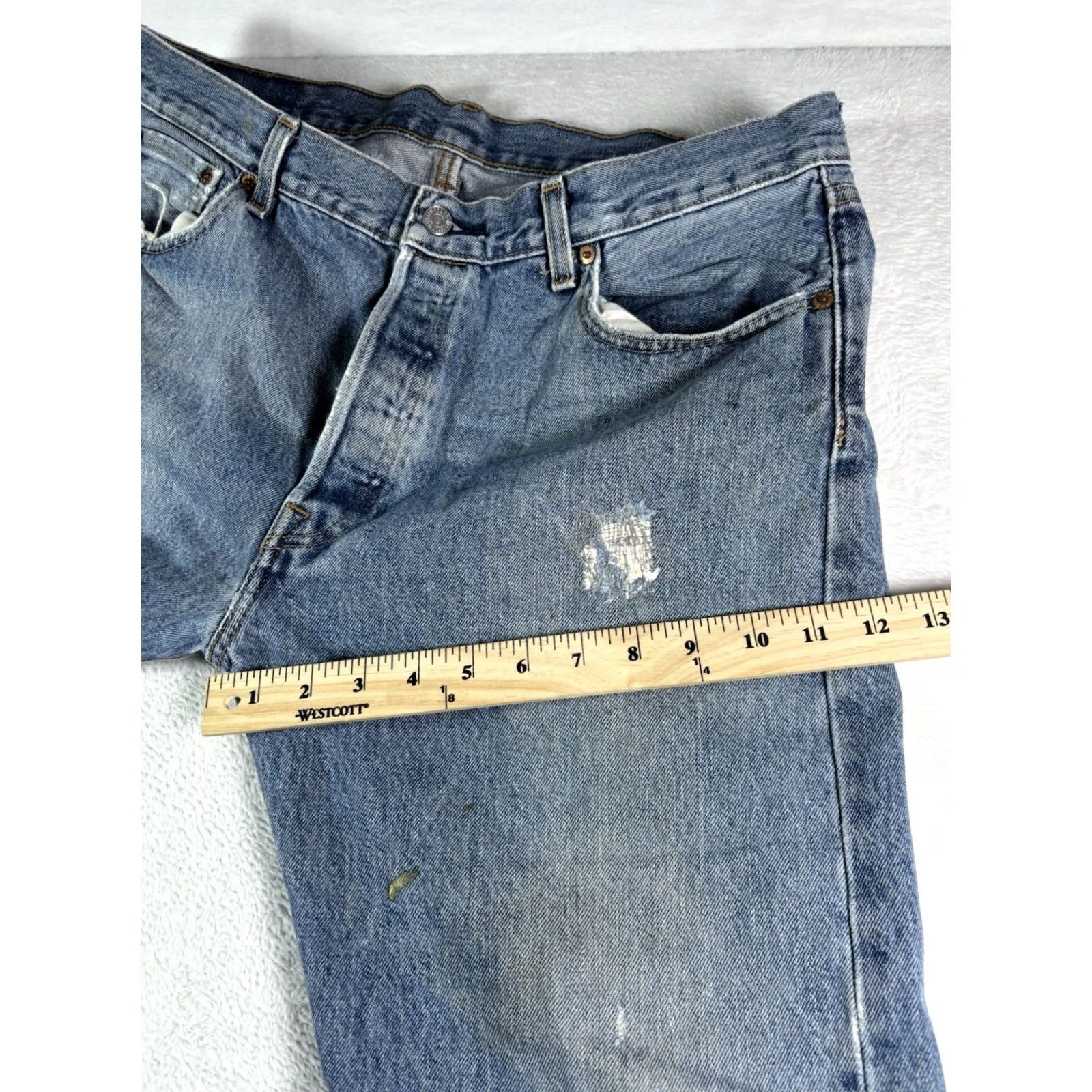Levi's VINTAGE Levi's 501 Jeans Men 36x30 Button Fly Distressed Denim Straight Leg Fit Jeans Regular Size 36 Blue Mens Levi's 501 Series 5-Pocket Design Size US 36 / EU 52 - 6 Thumbnail