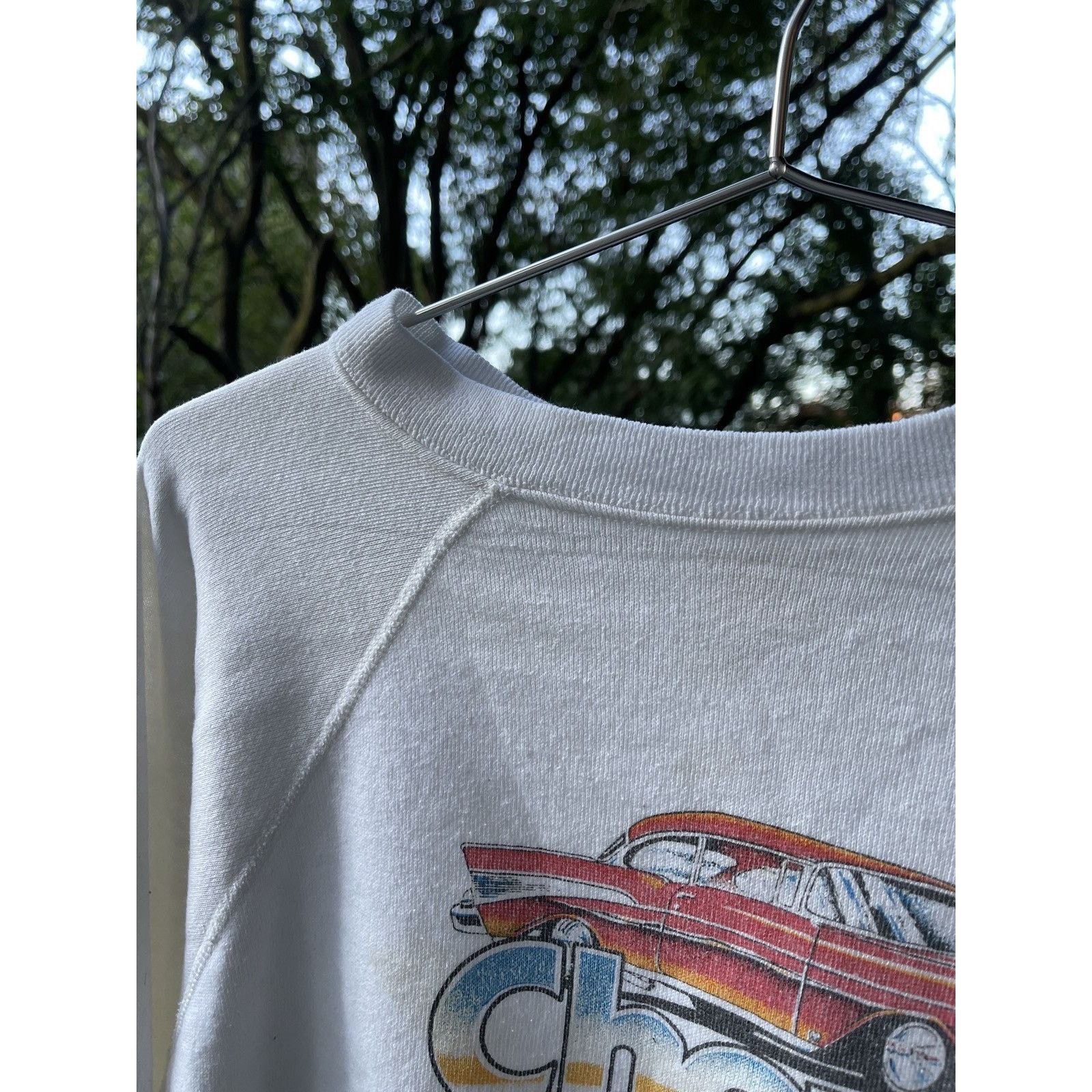 Vintage Vintage 80s Thrashed Faded Chevy Car Raglan Sweatshirt Size US L / EU 52-54 / 3 - 7 Thumbnail