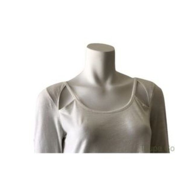 Chaser Brand Chaser Ivory Long Sleeve V Back Cut Out Top Size S / US 4 / IT 40 - 2 Thumbnail