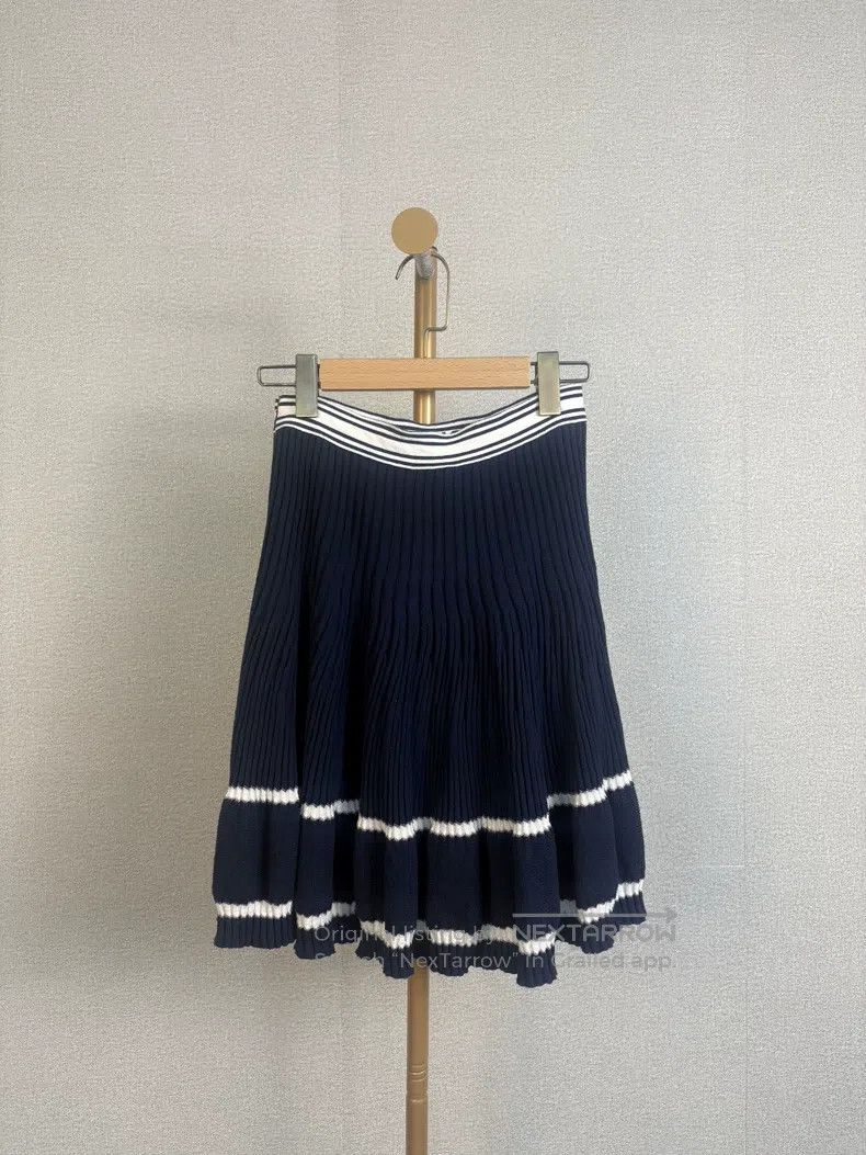 Chanel Chanel Dark blue waist letter knitted skirt Size 25" / US 0 / IT 36 - 2 Thumbnail