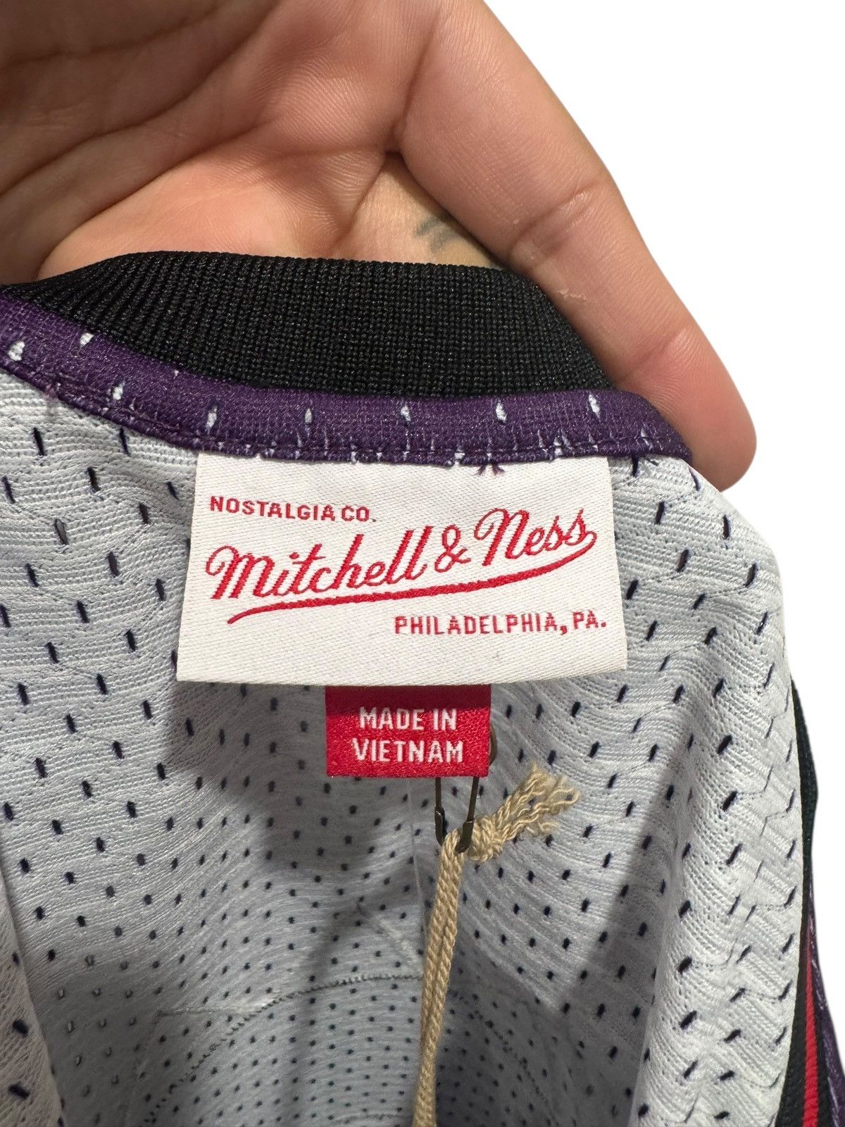 Playboi Carti Playboi Carti x Mitchell & Ness YVL Raptors Jersey Purple Size US M / EU 48-50 / 2 - 11 Thumbnail