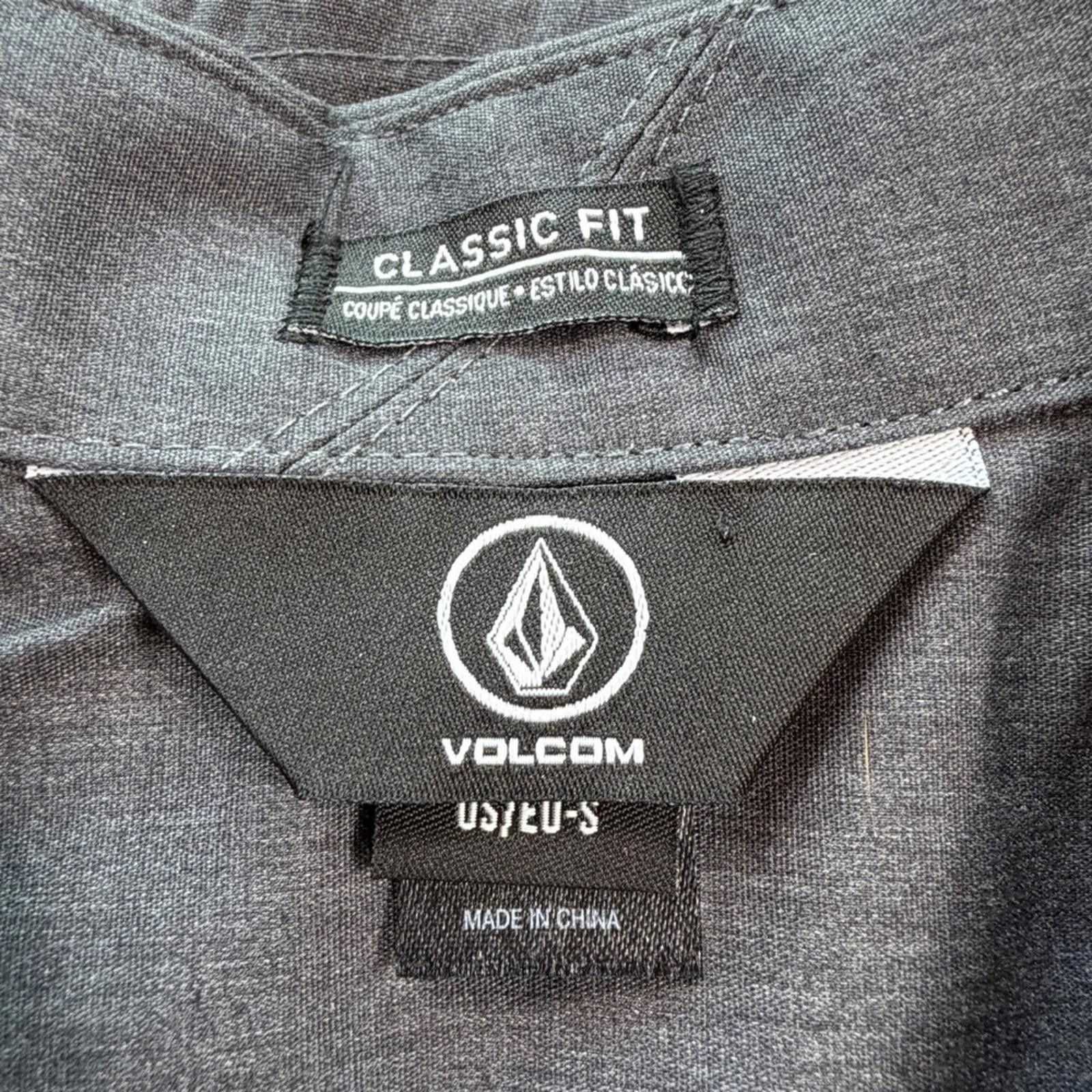 Volcom Volcom Mens Classic Fit Short Sleeve Button Down Shirt Small Size US S / EU 44-46 / 1 - 4 Thumbnail