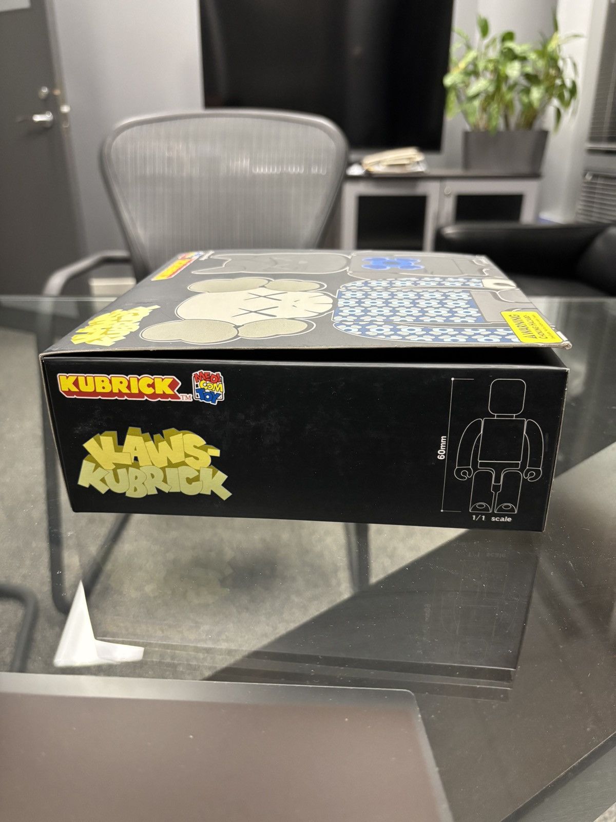 Kaws × Medicom Toy Kubrick Medicom Toy Kaws-kubrick "bus Stop 2" 2002 Limited Size ONE SIZE - 2 Thumbnail