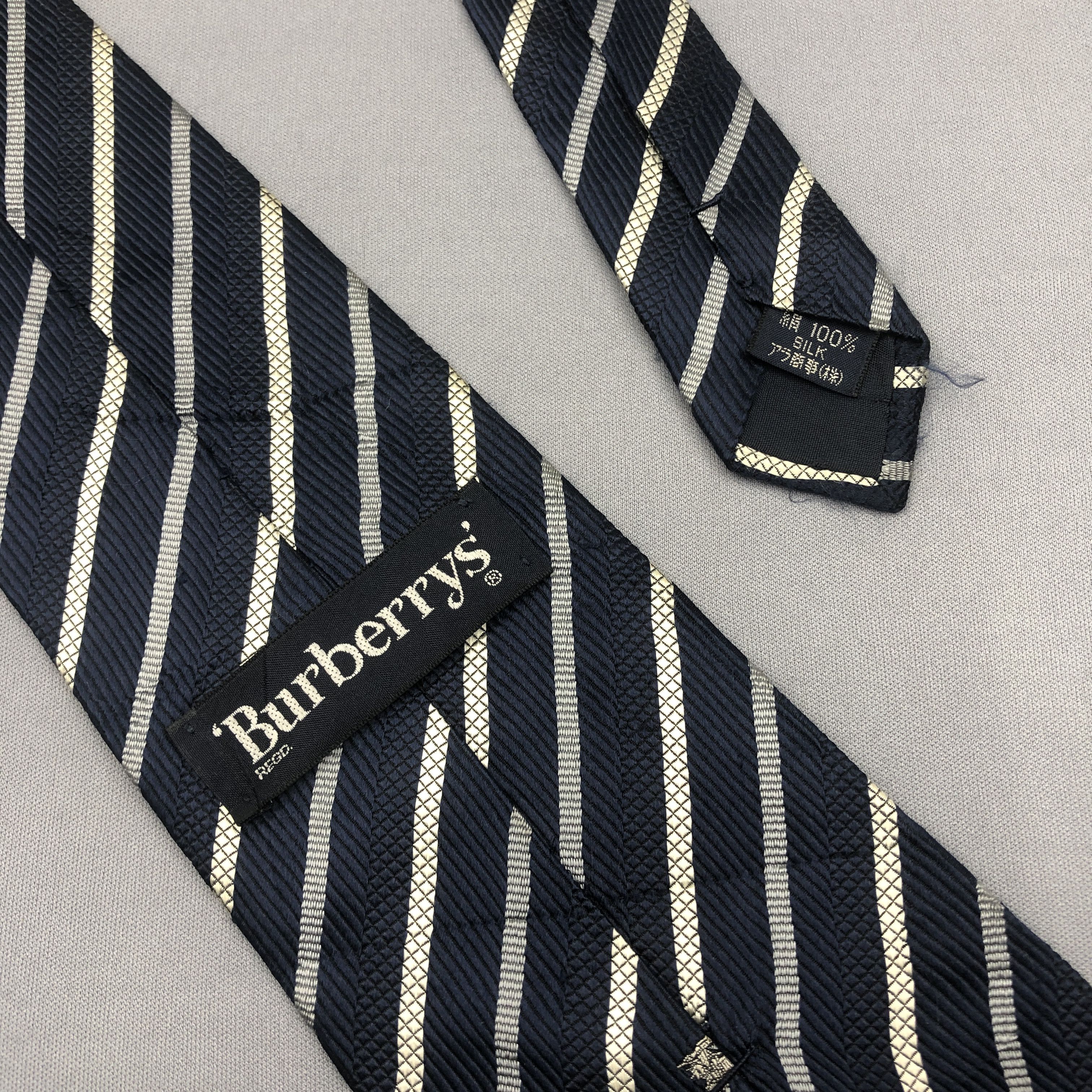 Burberry Vintage Burberry SILK Necktie Cravate Pure Silk Neck Tie Size ONE SIZE - 7 Thumbnail