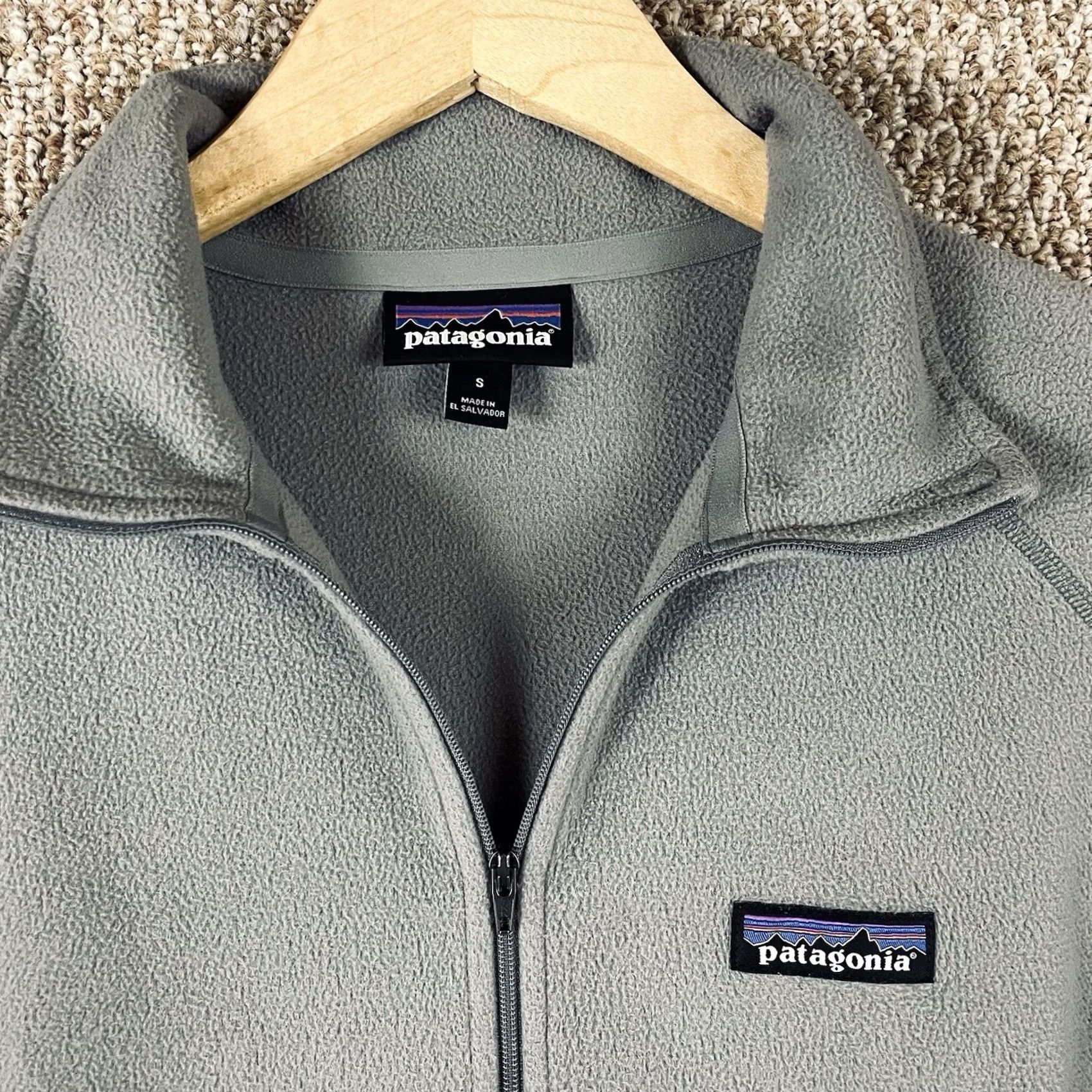 Patagonia Patagonia Micro D Pullover 1/4 Zip Grey Small Womens Sweater B1 Feather Wells Fargo Size S / US 4 / IT 40 - 2 Thumbnail