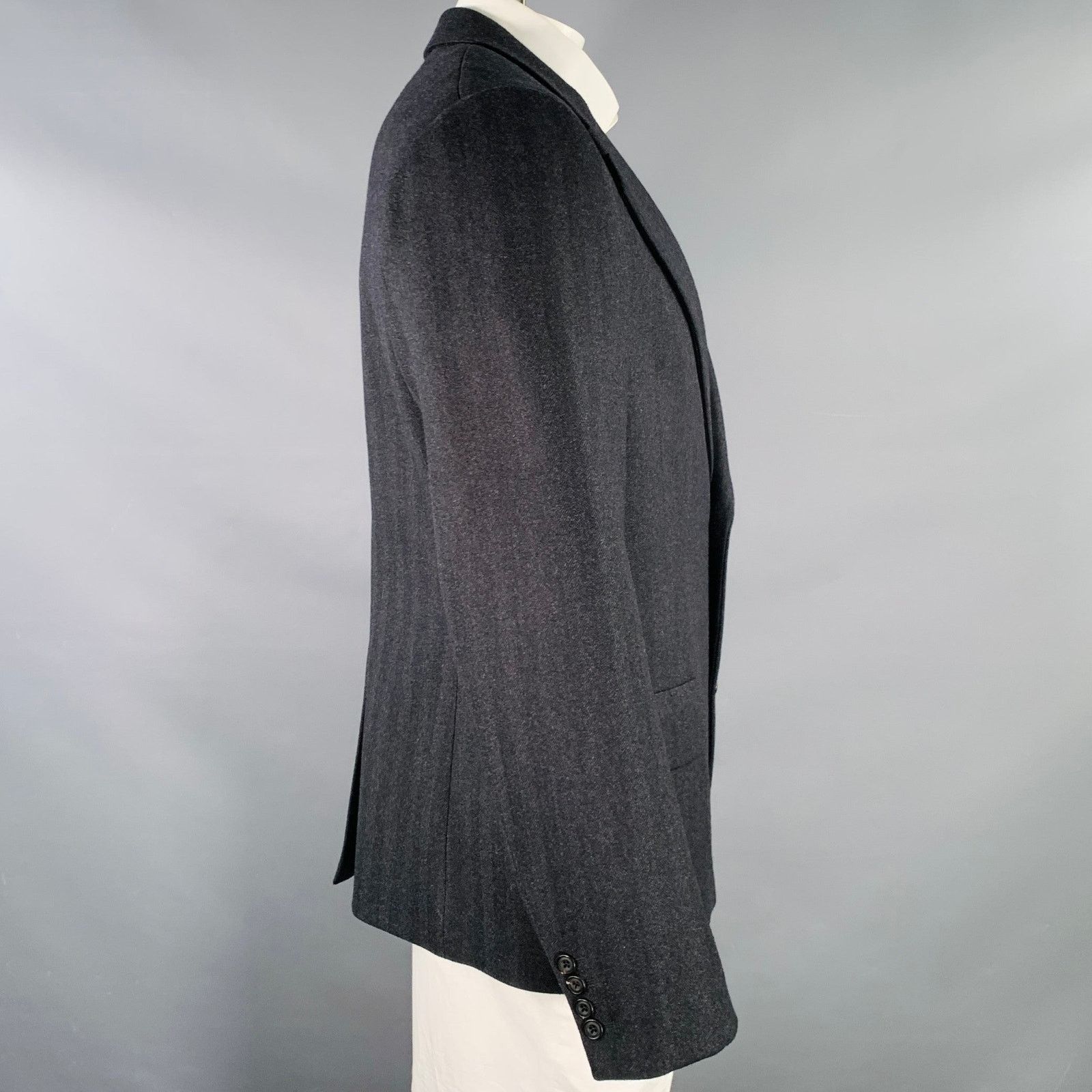 Alexander McQueen ALEXANDER MCQUEEN Size 44 Black Wool Cashmere Sport Coat Size 44R - 2 Thumbnail
