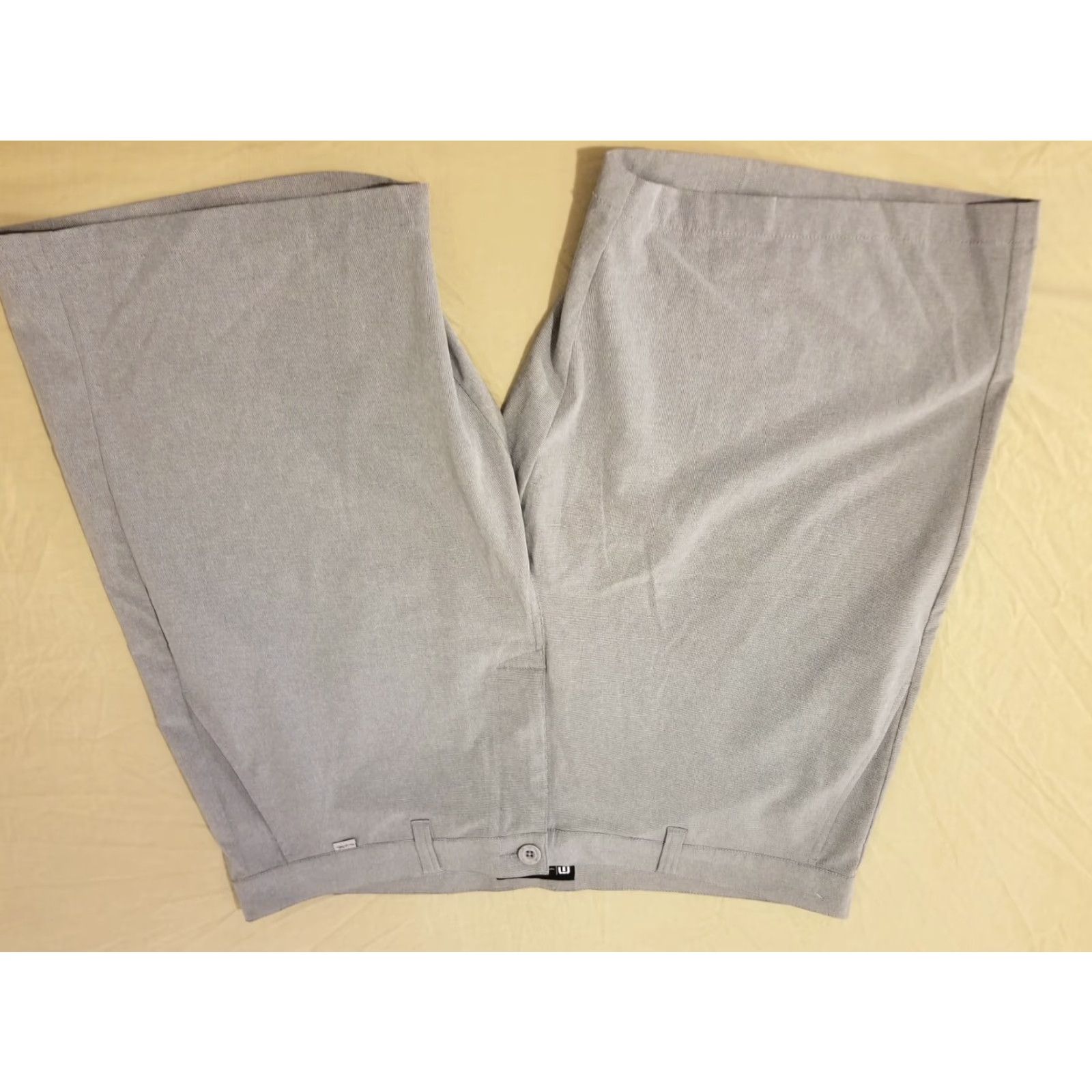 TravisMathew Travis Mathew Mens Golf Shorts Athletic Chino 40 Gray Khaki Gray Fast 10Inseam Size US 40 / EU 56 - 3 Thumbnail