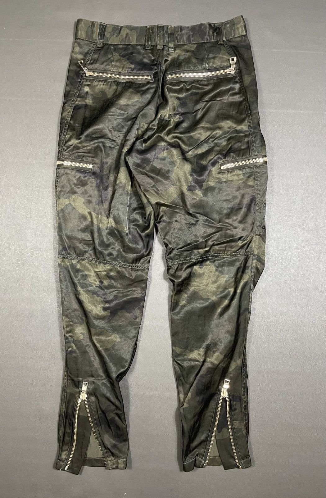 Balmain Balmain FW17 camouflage cargo pants Size US 30 / EU 46 - 1 Thumbnail