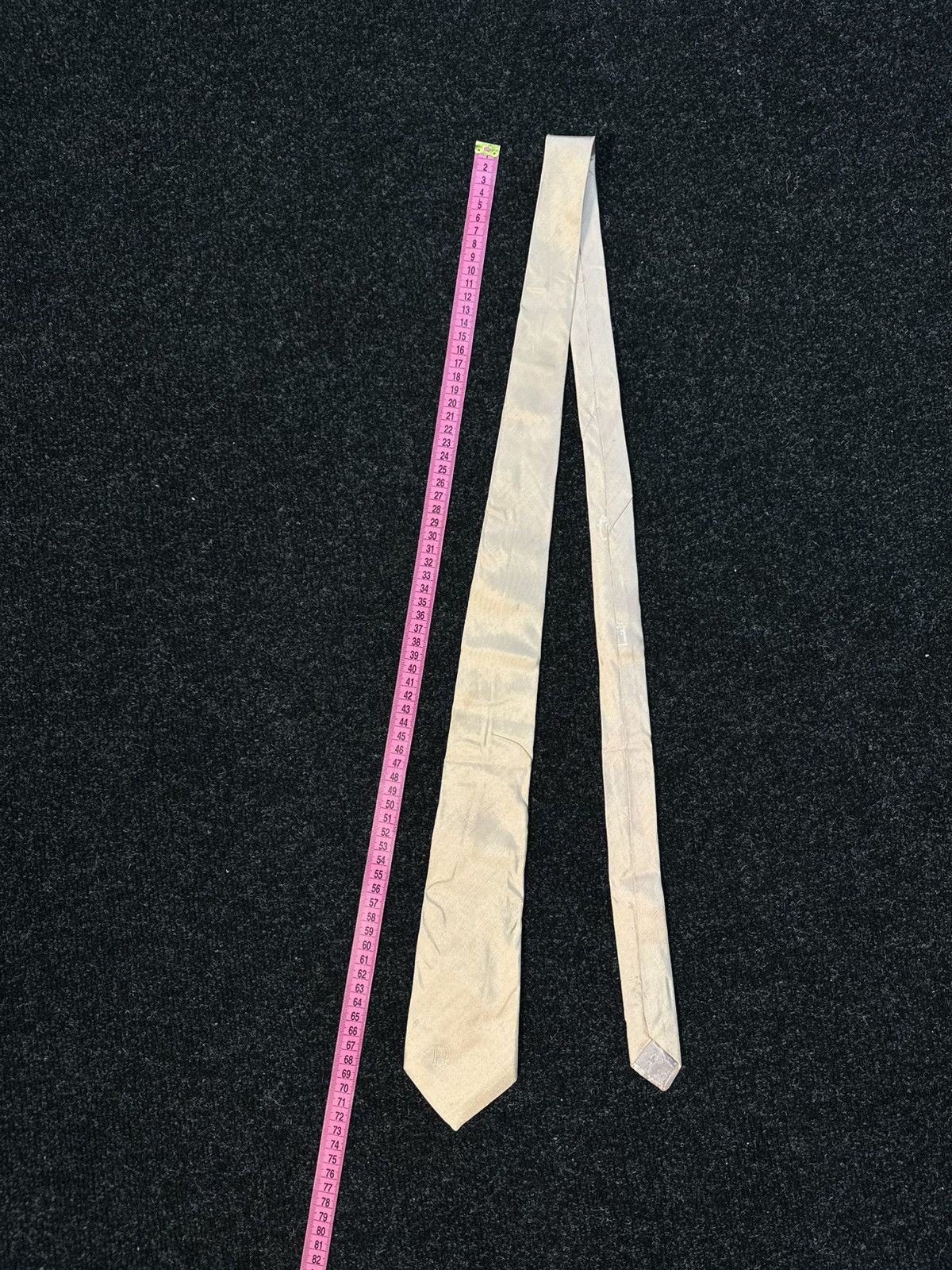 Christian Dior Monsieur Christian Dior Beige Gold Monogram Silk Tie Made in England Size ONE SIZE - 8 Thumbnail