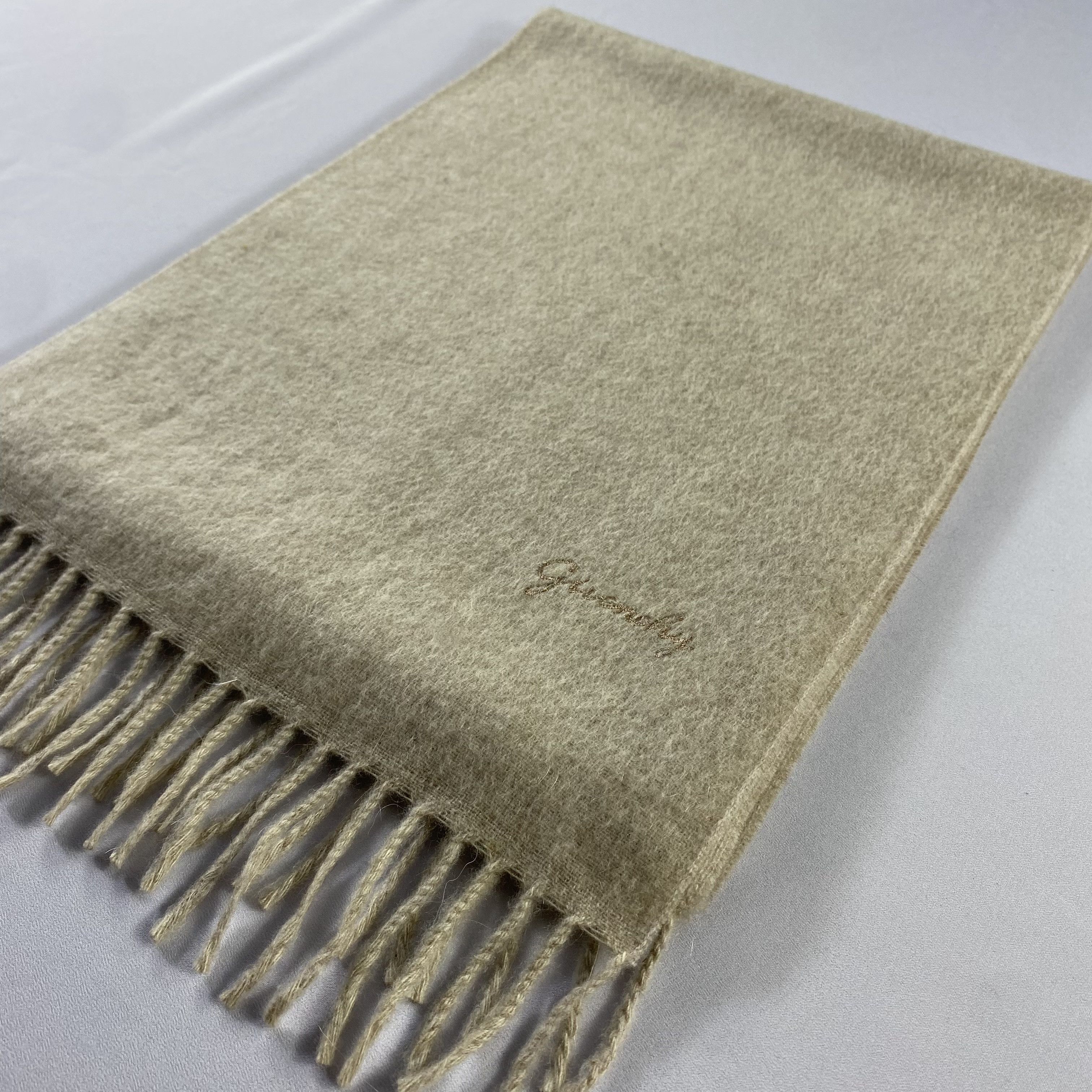 Givenchy × Vintage Givenchy Scarf Neck Wrap Cashmere Muffler Size ONE SIZE - 3 Thumbnail