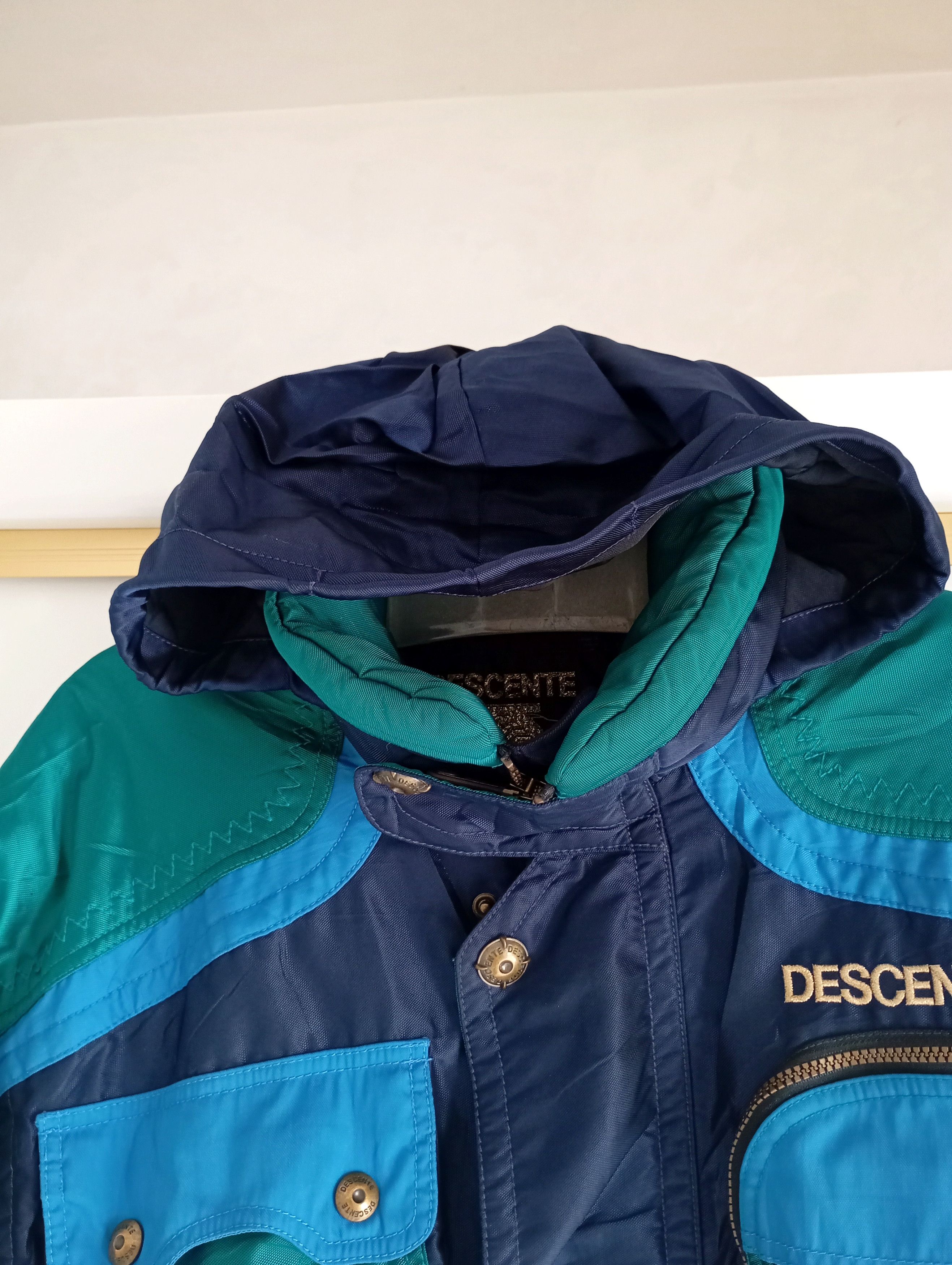 Descente Vintage Descente ski hooded jacket snowboard Size US M / EU 48-50 / 2 - 15 Thumbnail