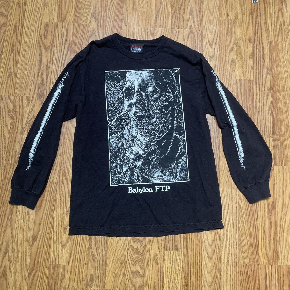 Babylon × Fuck The Population BABYLON X FTP Size US L / EU 52-54 / 3 - 1 Thumbnail