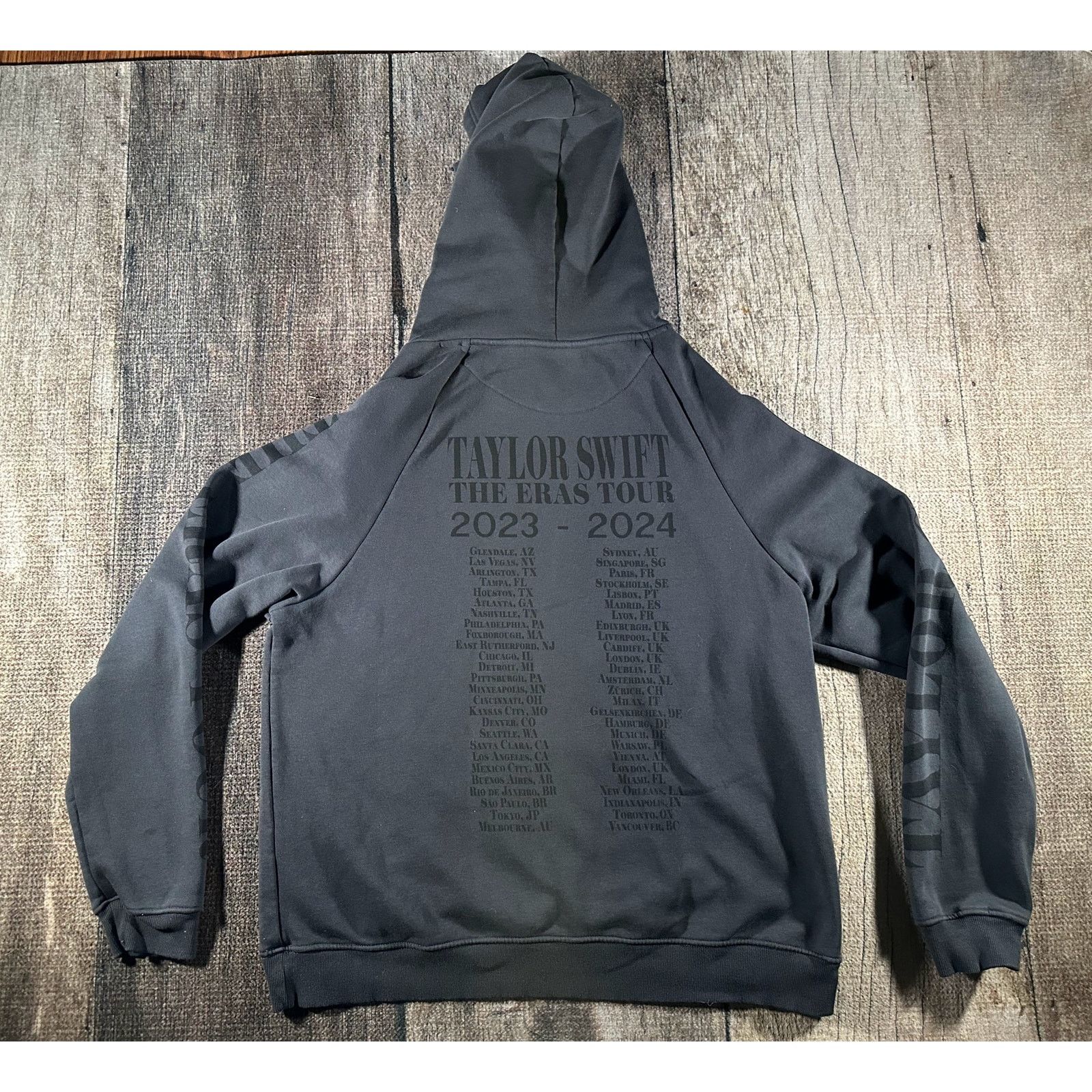 Other Taylor Swift Eras Tour Gray Hoodie XL Official Merch 2023-24 Size XL / US 12-14 / IT 48-50 - 8 Thumbnail